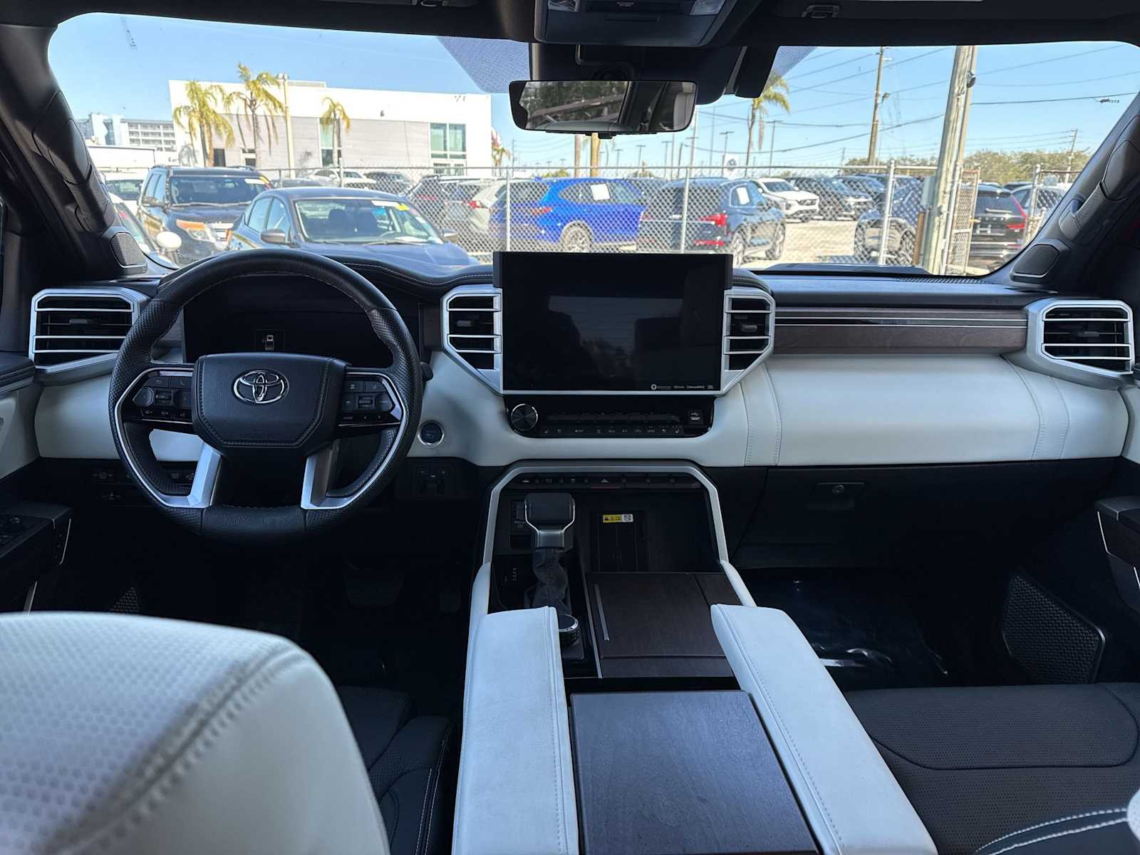 Thumbnail: 2023 Toyota Tundra - 15