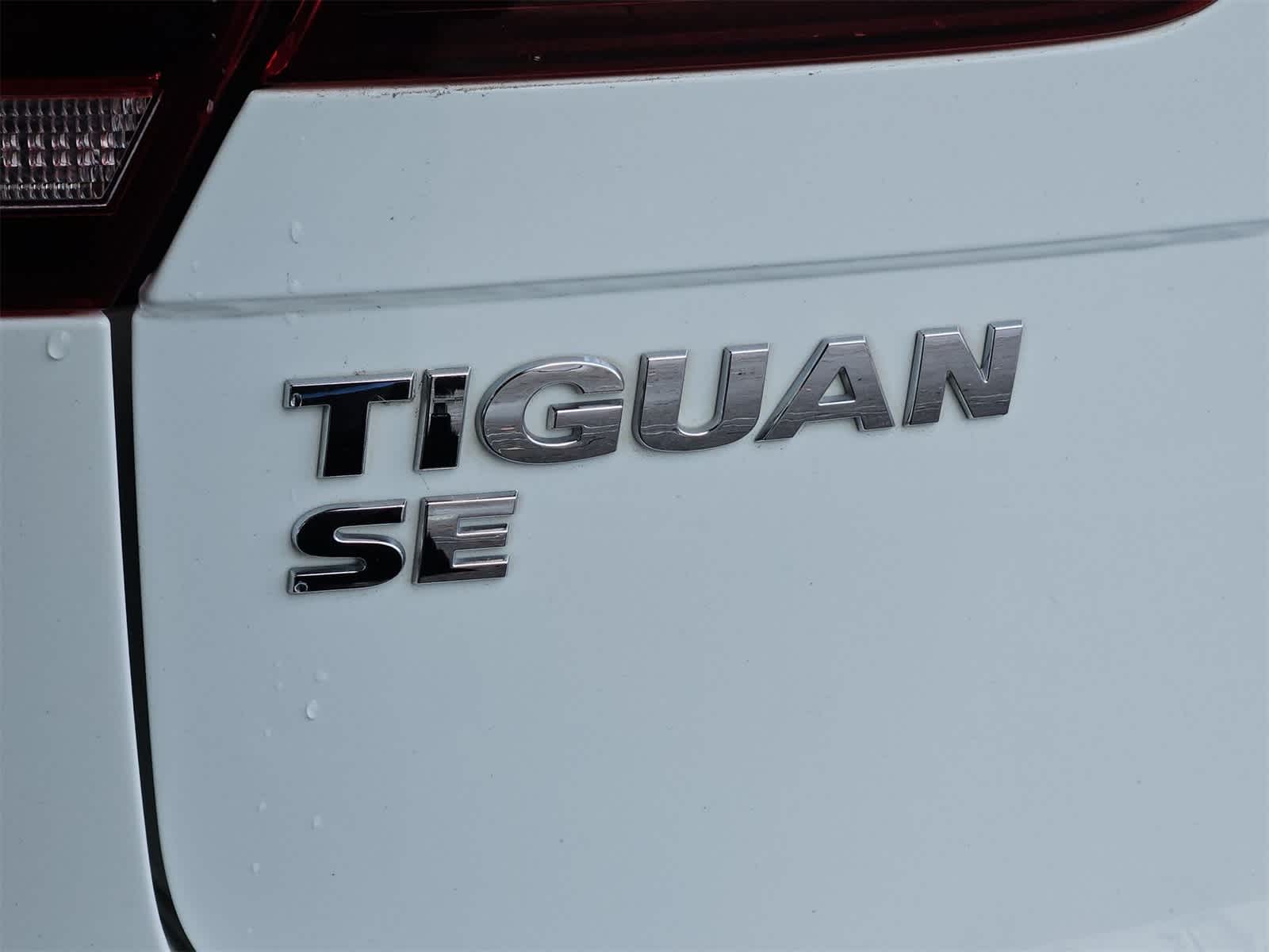 Thumbnail: 2021 Volkswagen Tiguan - 19