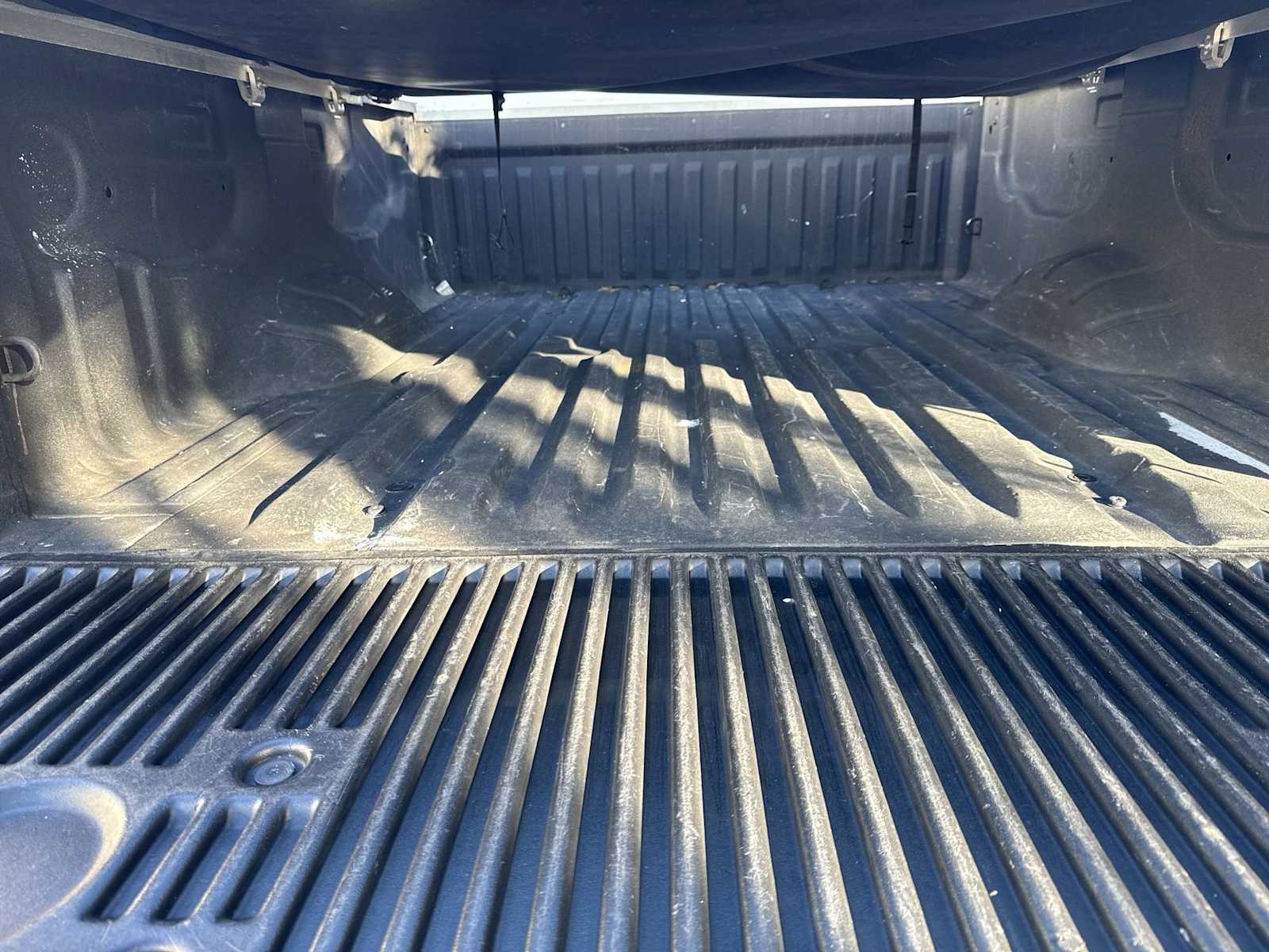 Thumbnail: 2018 Nissan Titan - 26