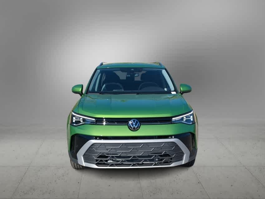 Thumbnail: 2025 Volkswagen Taos - 3