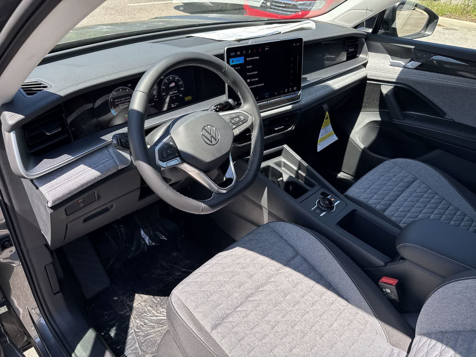 Thumbnail: 2026 Volkswagen Tiguan - 2