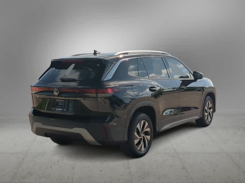 Thumbnail: 2025 Volkswagen Tiguan - 8