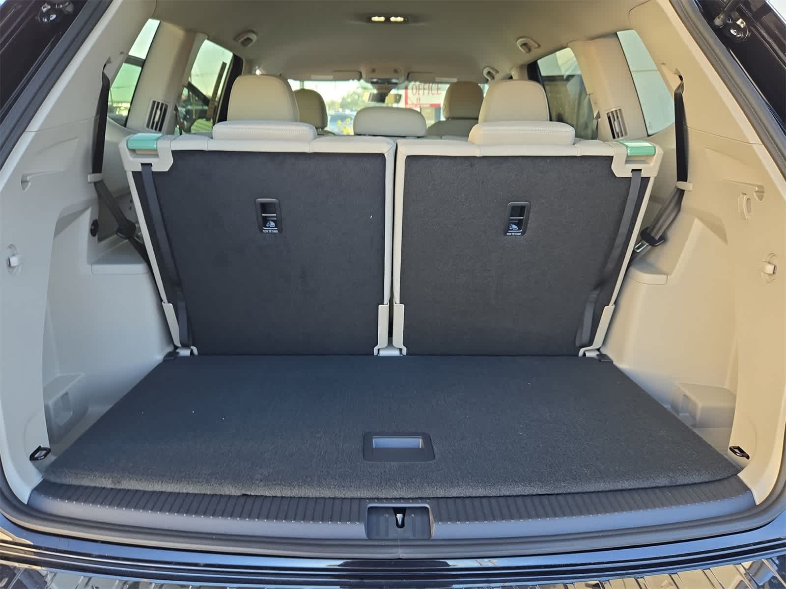 Thumbnail: 2026 Volkswagen Atlas - 32