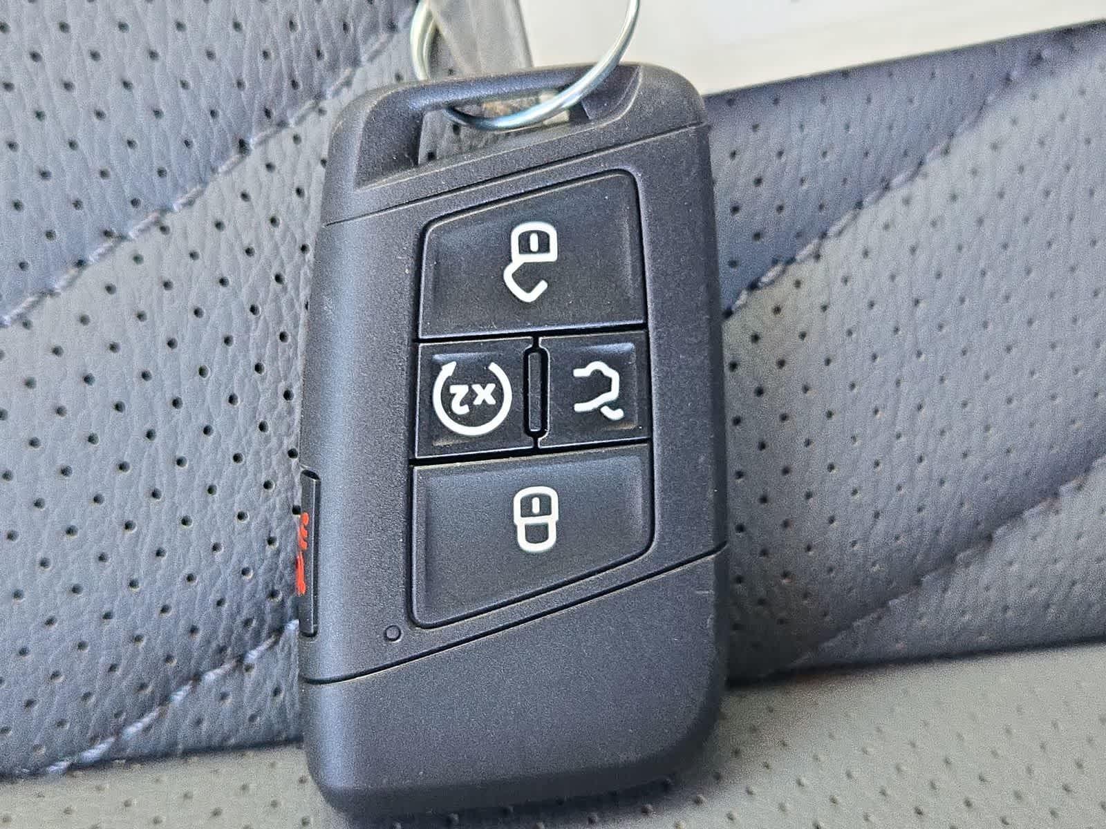 Thumbnail: 2026 Volkswagen Jetta - 34