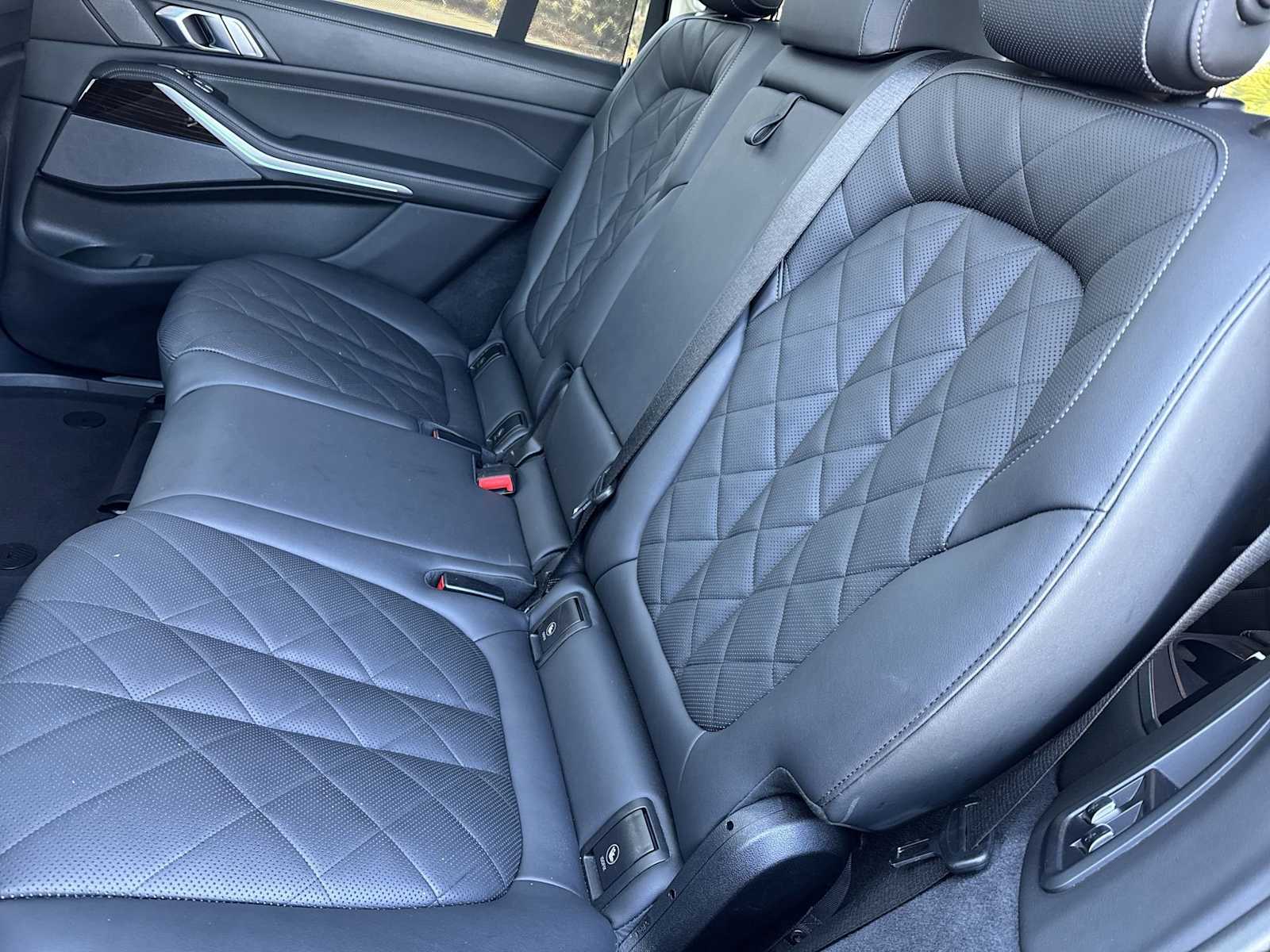 Thumbnail: 2024 BMW X7 - 19