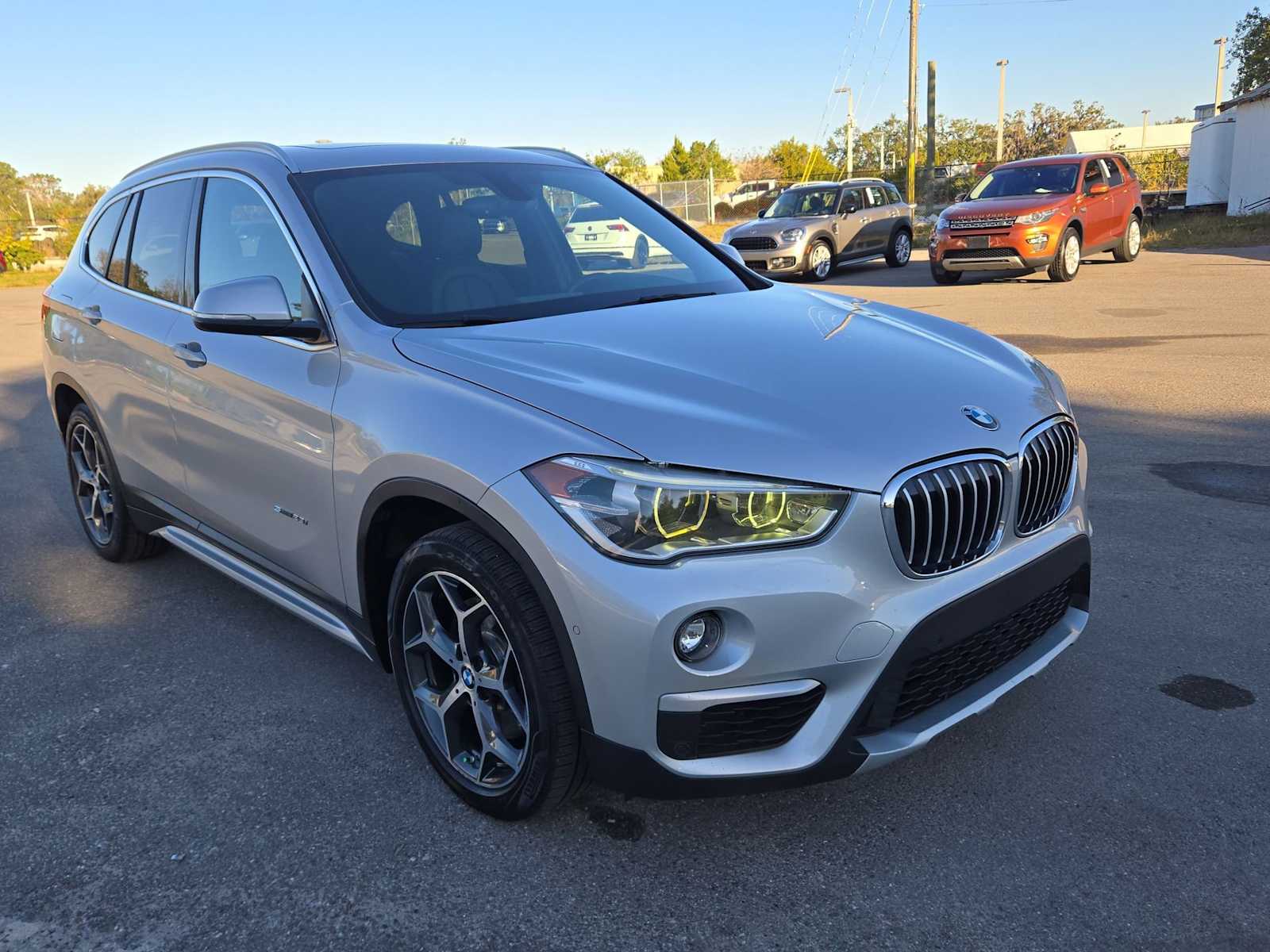 Thumbnail: 2017 BMW X1 - 16