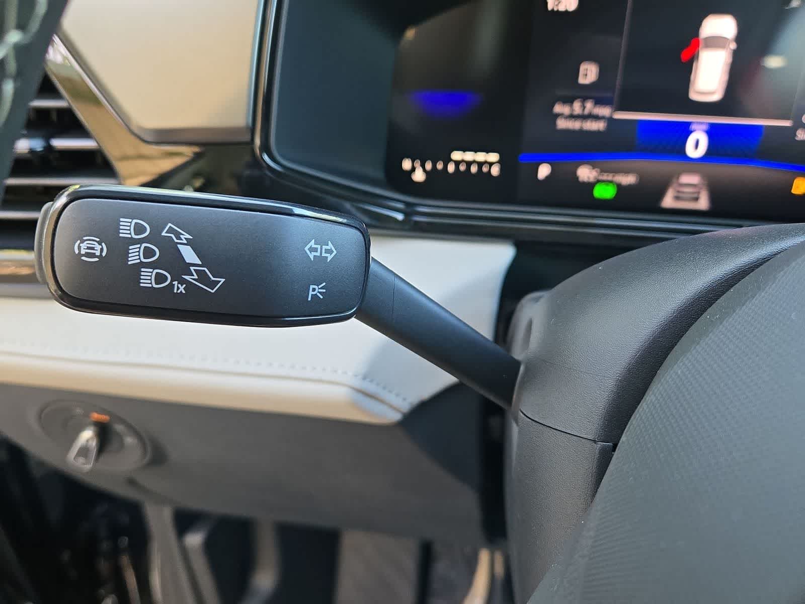 Thumbnail: 2025 Volkswagen Taos - 26