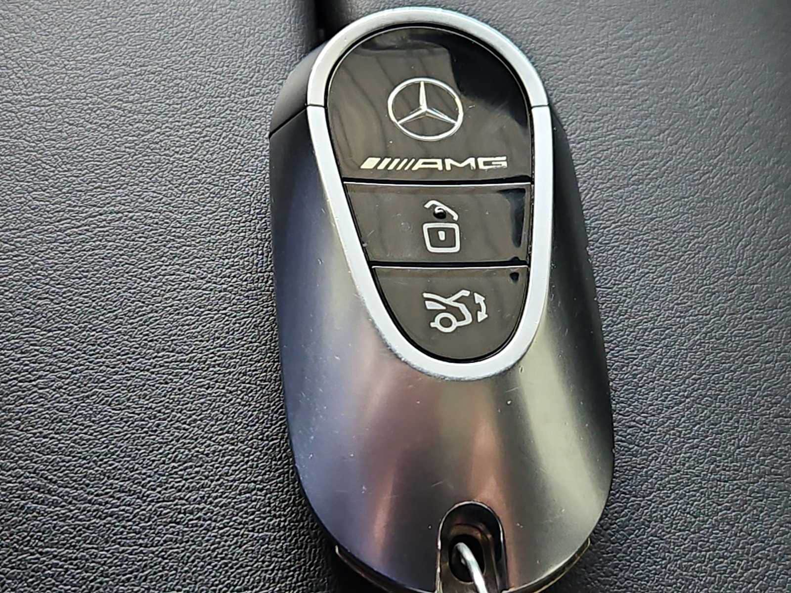 Thumbnail: 2024 Mercedes-Benz C-Class - 37