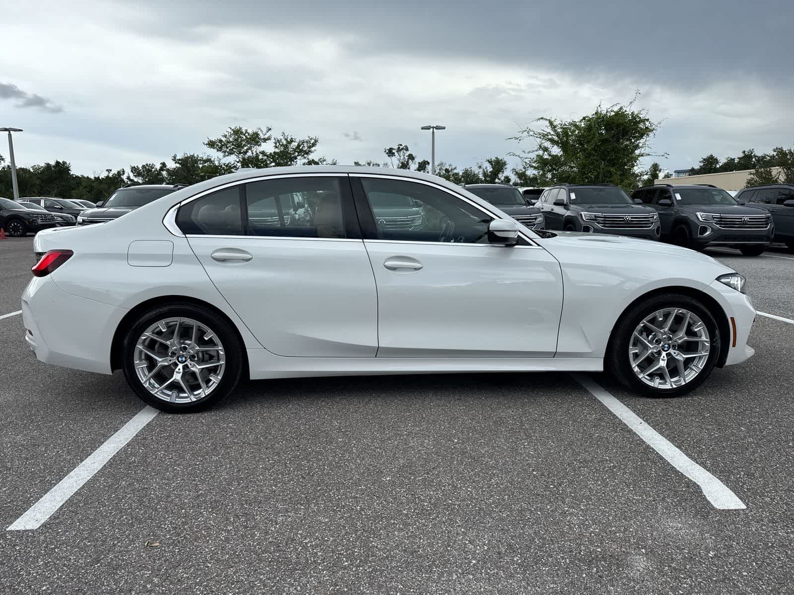 Thumbnail: 2025 BMW 3 Series - 14