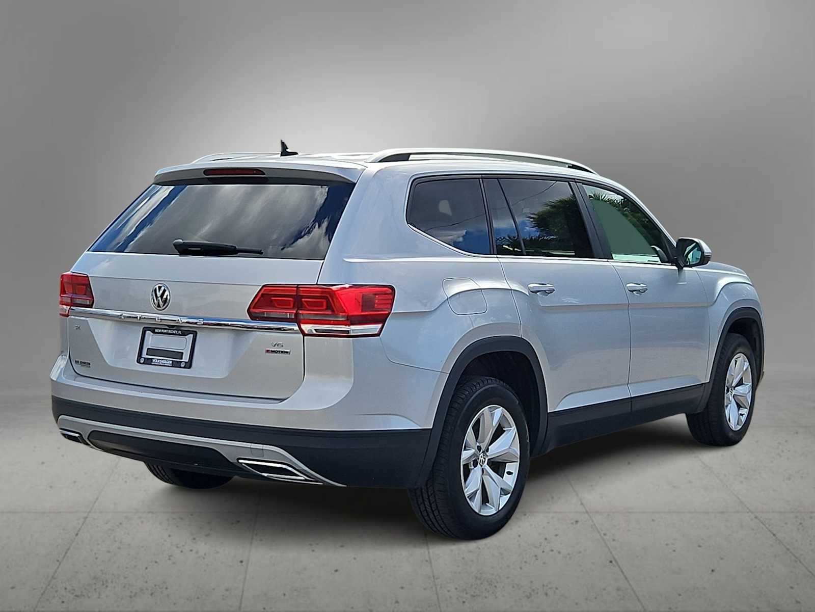 Thumbnail: 2018 Volkswagen Atlas - 8