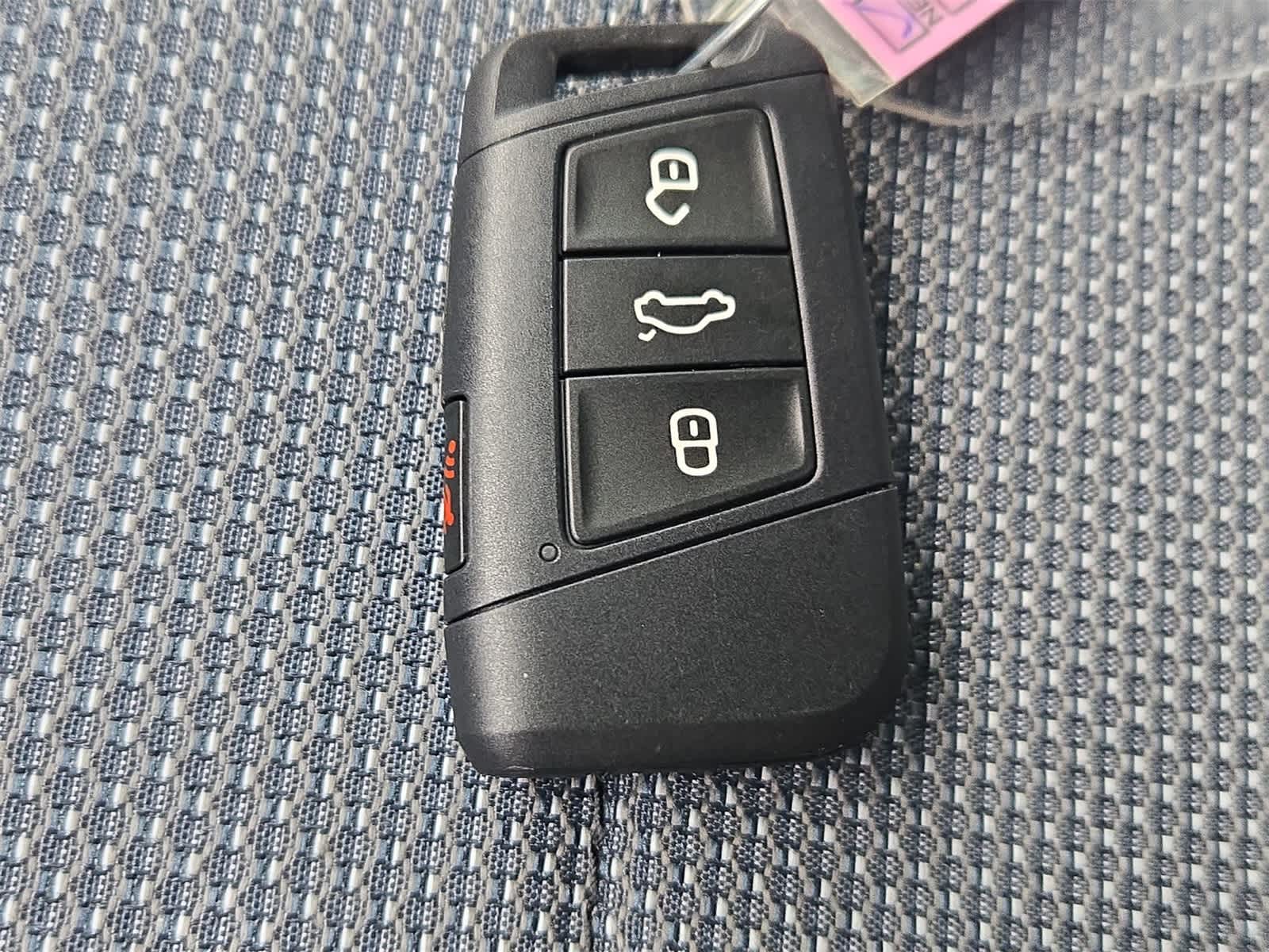 Thumbnail: 2025 Volkswagen Taos - 34