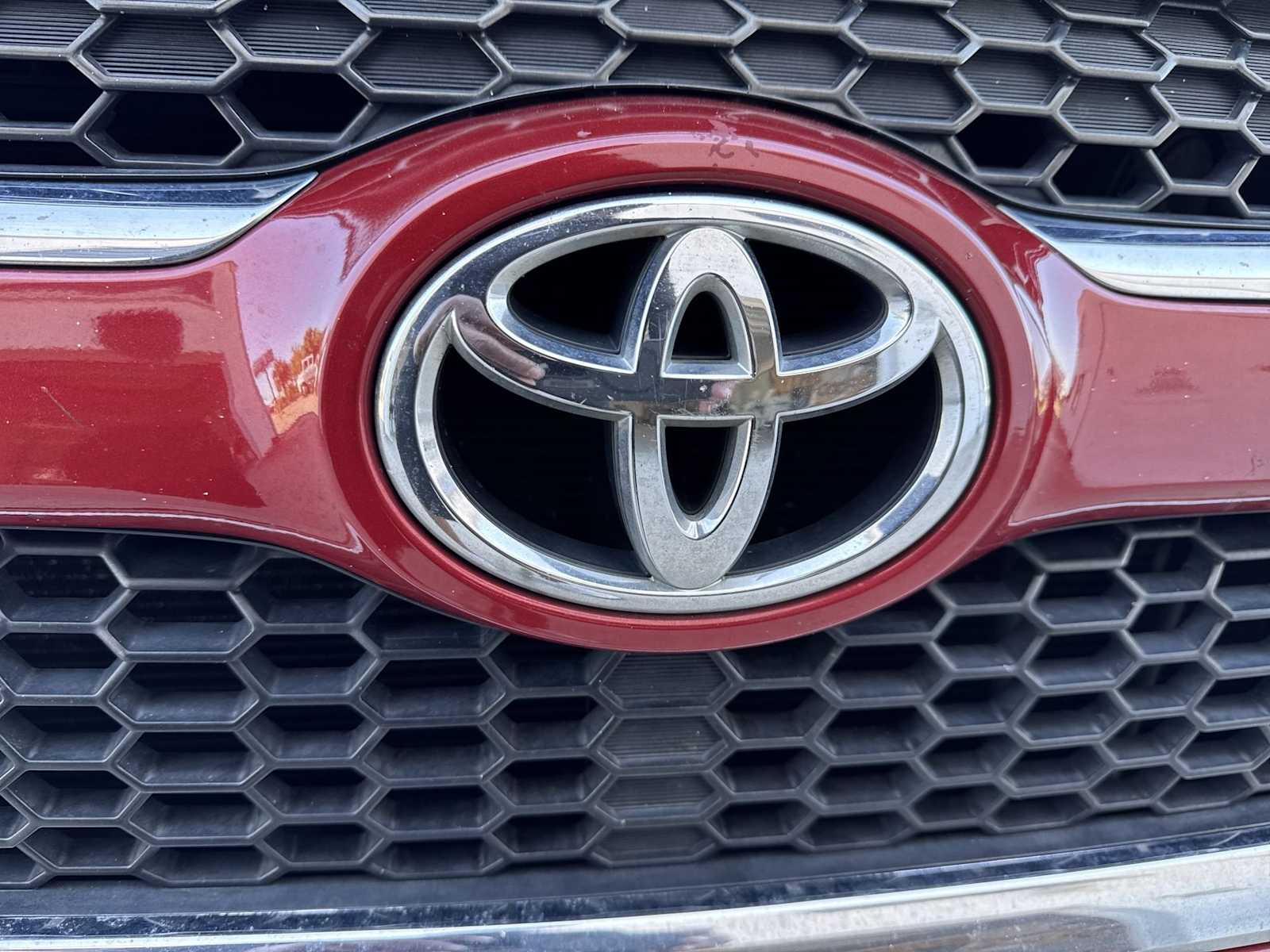 Thumbnail: 2011 Toyota RAV4 - 11