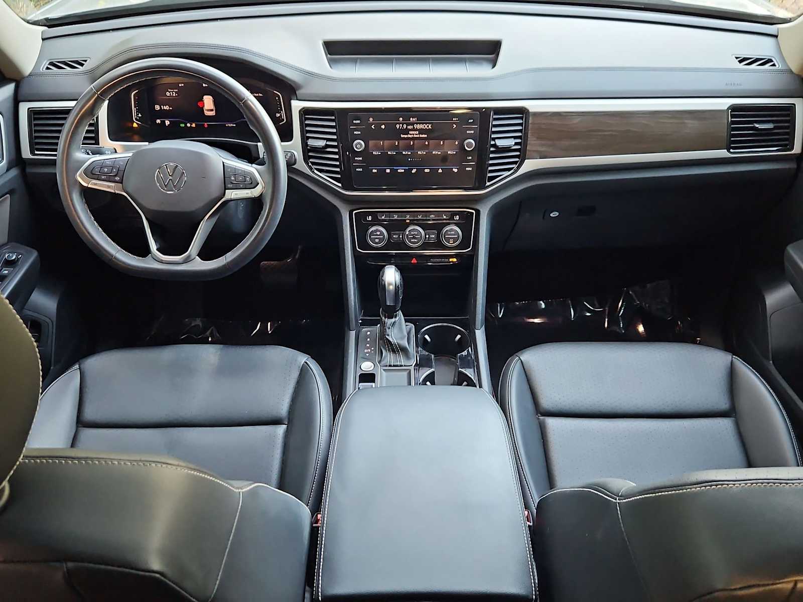 Thumbnail: 2022 Volkswagen Atlas - 16