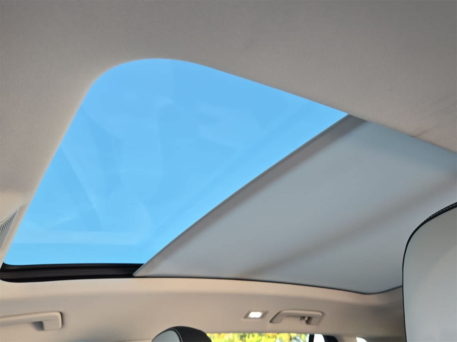 Thumbnail: 2025 Volkswagen Tiguan - 20