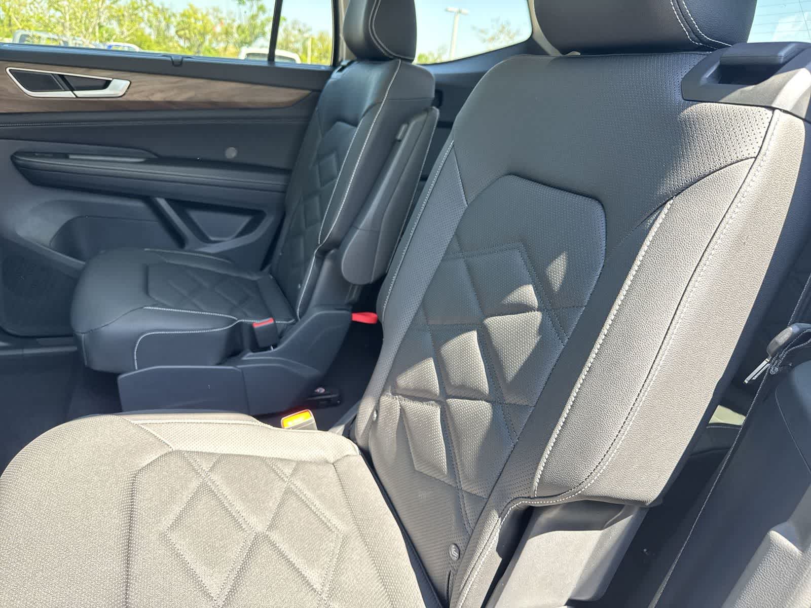 Thumbnail: 2026 Volkswagen Atlas - 19