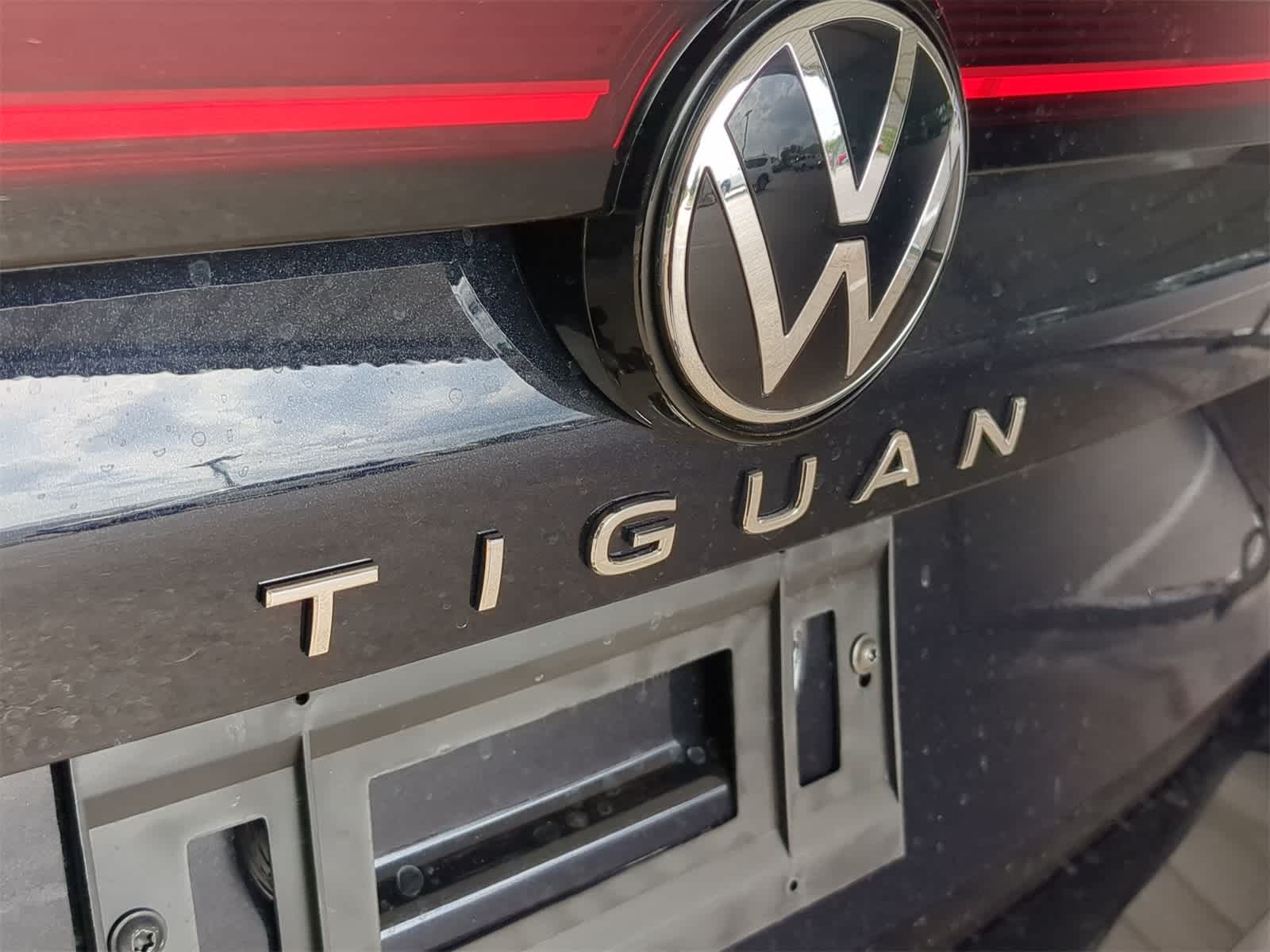 Thumbnail: 2025 Volkswagen Tiguan - 13