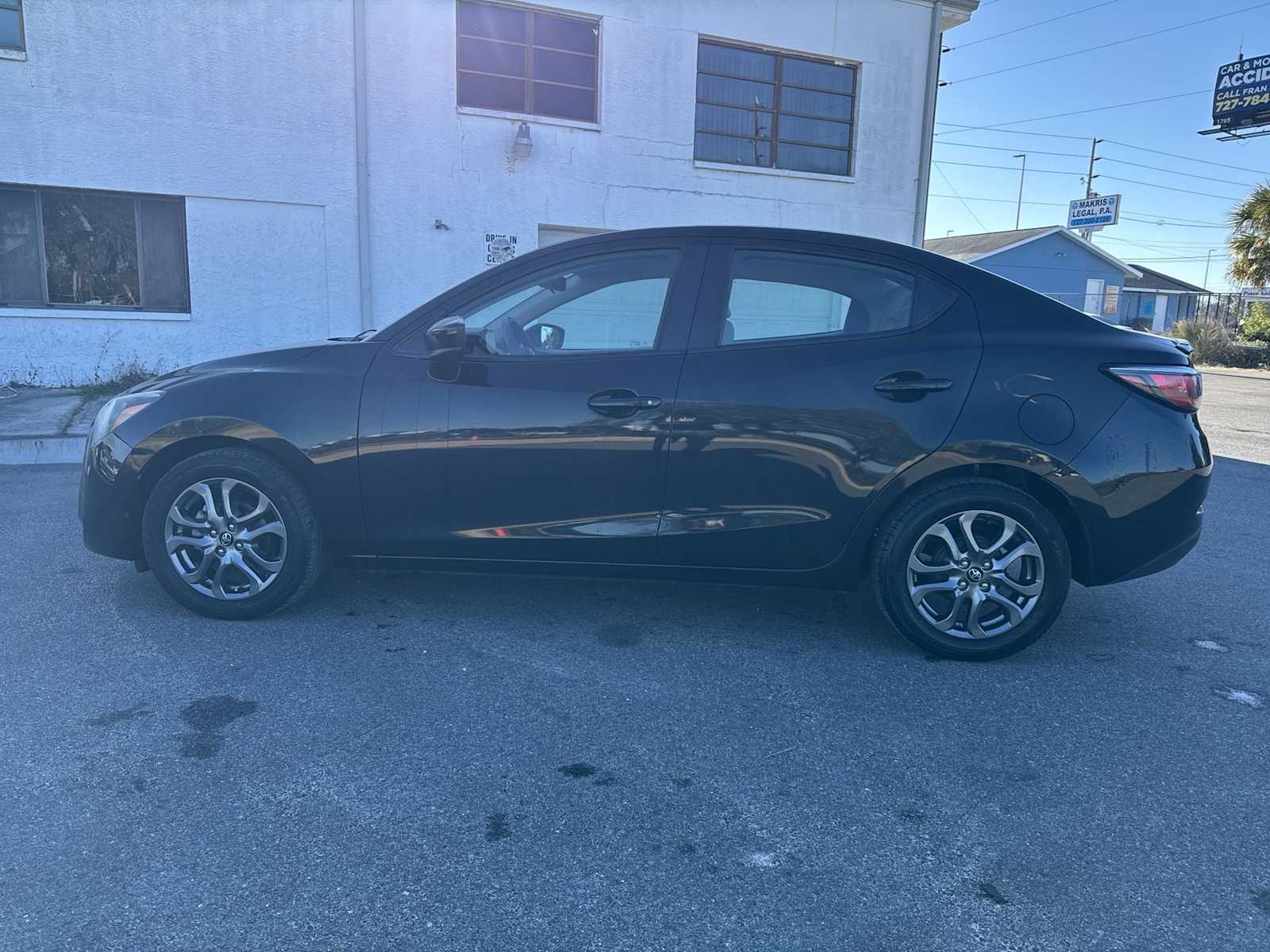 Thumbnail: 2019 Toyota Yaris - 3