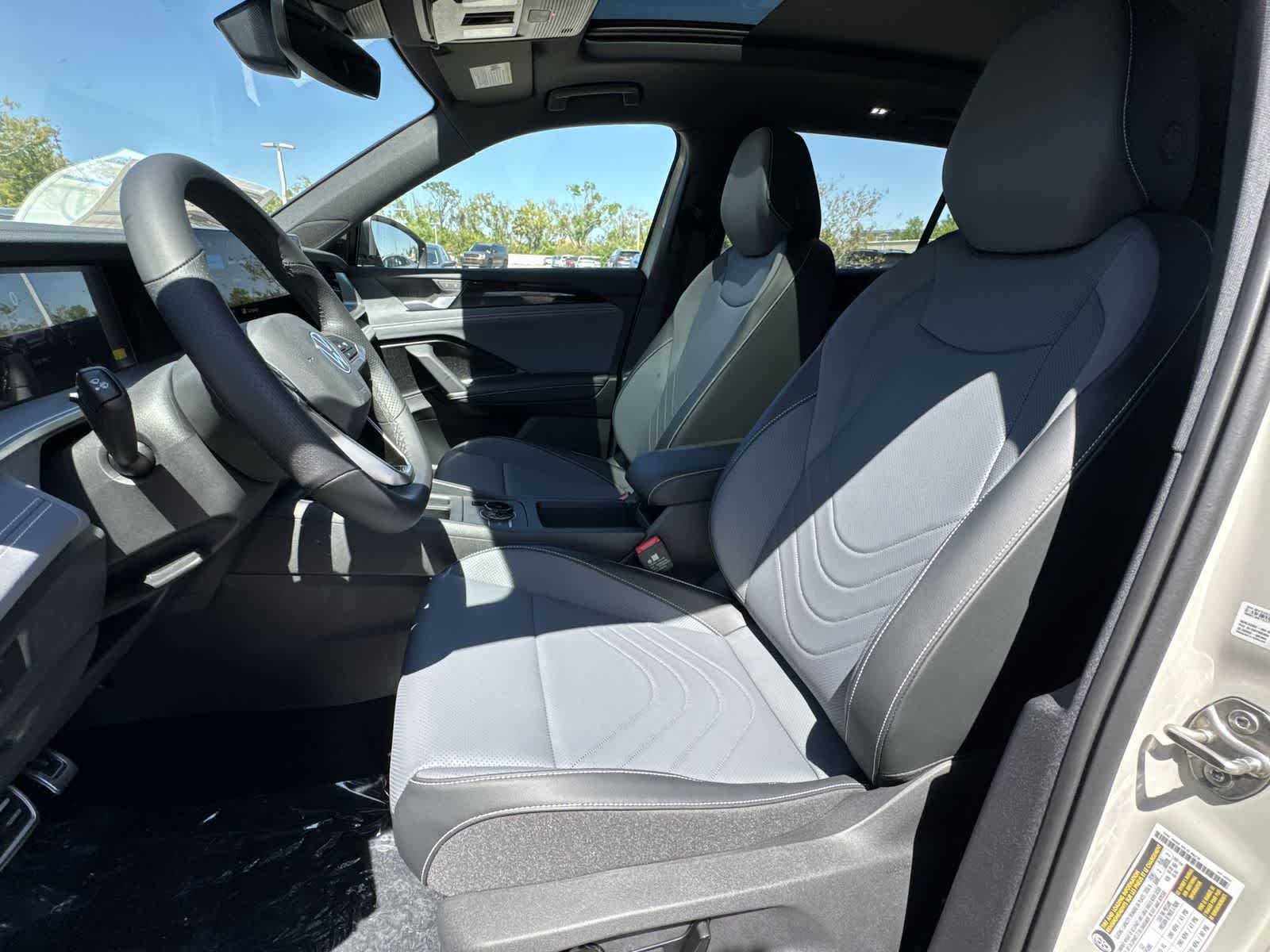 Thumbnail: 2026 Volkswagen Tiguan - 15