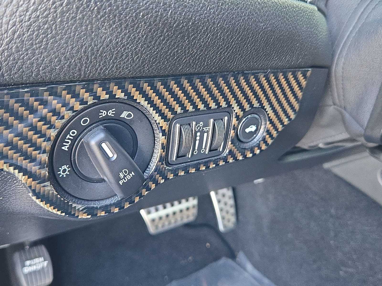 Thumbnail: 2021 Dodge Challenger - 30