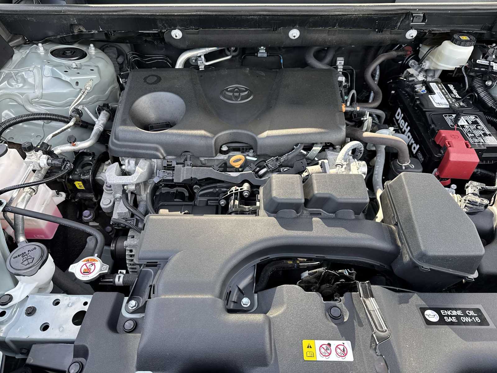 Thumbnail: 2022 Toyota RAV4 - 13