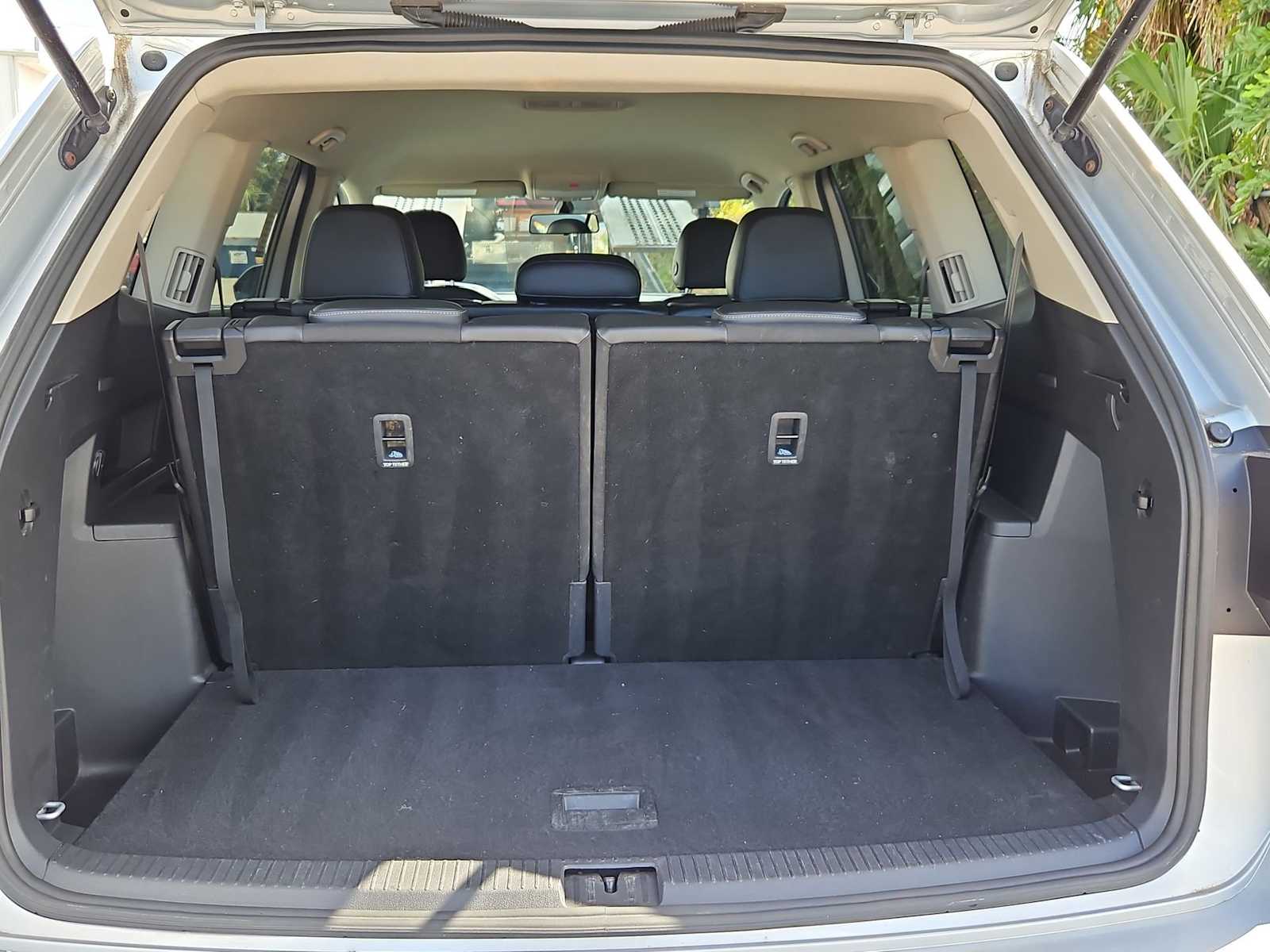 Thumbnail: 2018 Volkswagen Atlas - 33