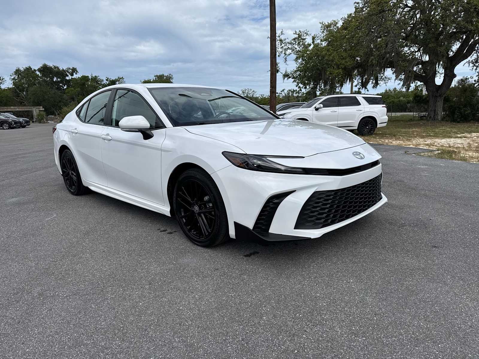 Thumbnail: 2025 Toyota Camry - 8