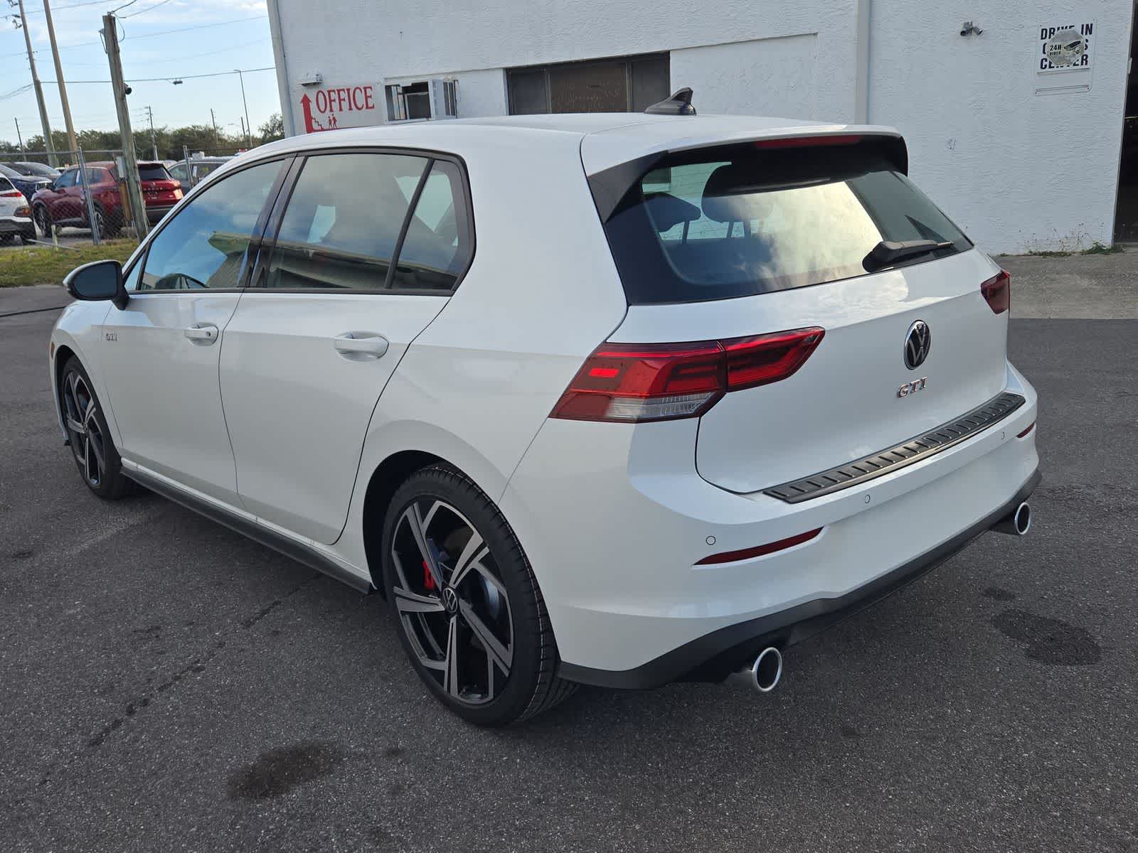 Thumbnail: 2026 Volkswagen Golf - 12