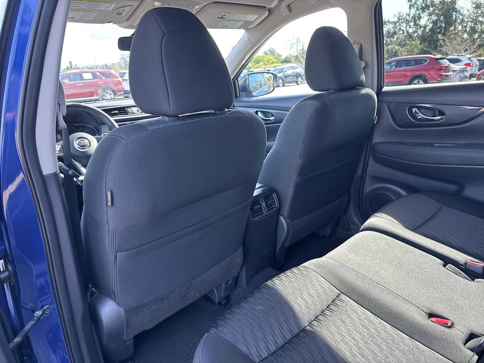 Thumbnail: 2018 Nissan Rogue - 16