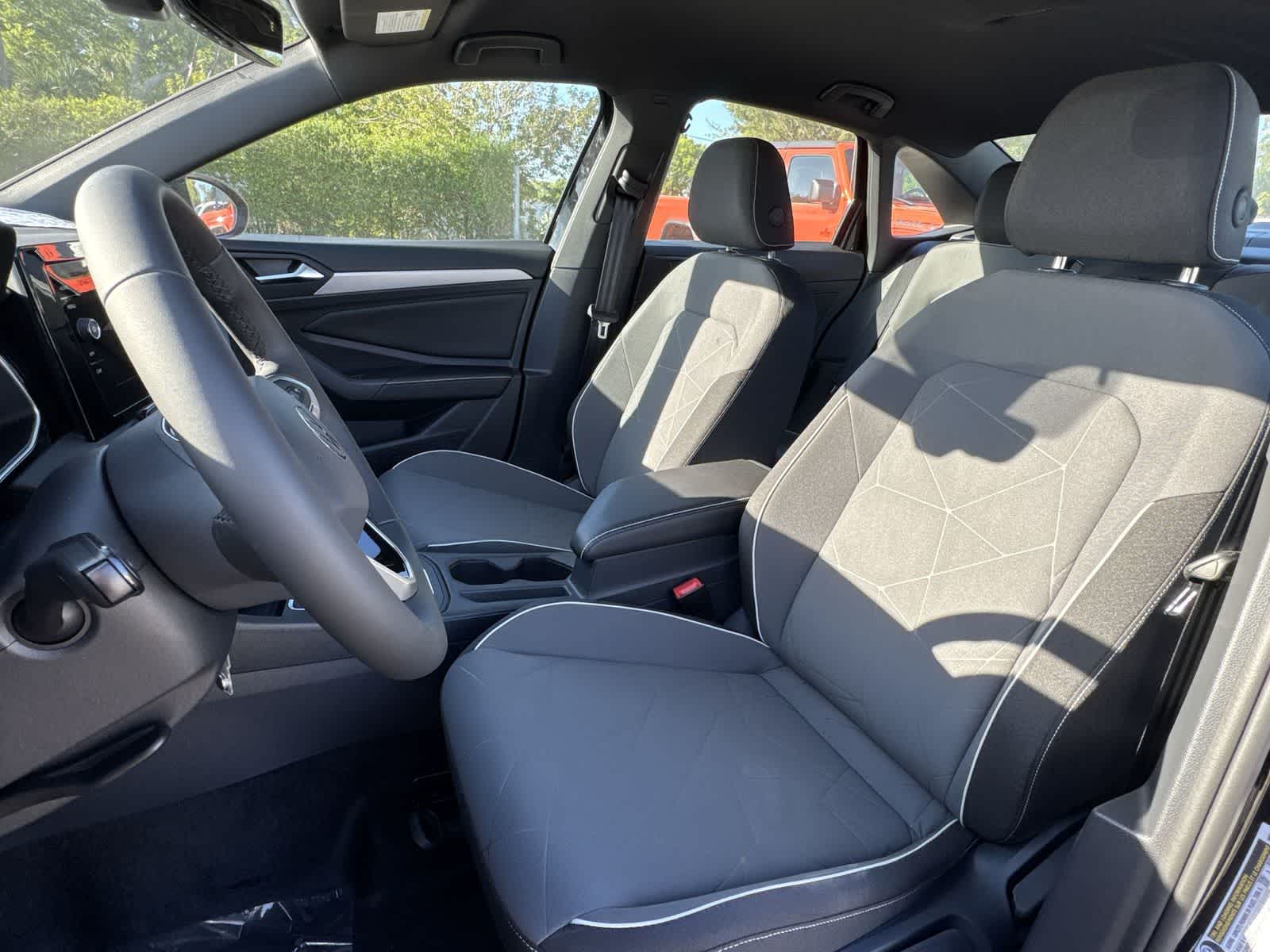 Thumbnail: 2026 Volkswagen Jetta - 15