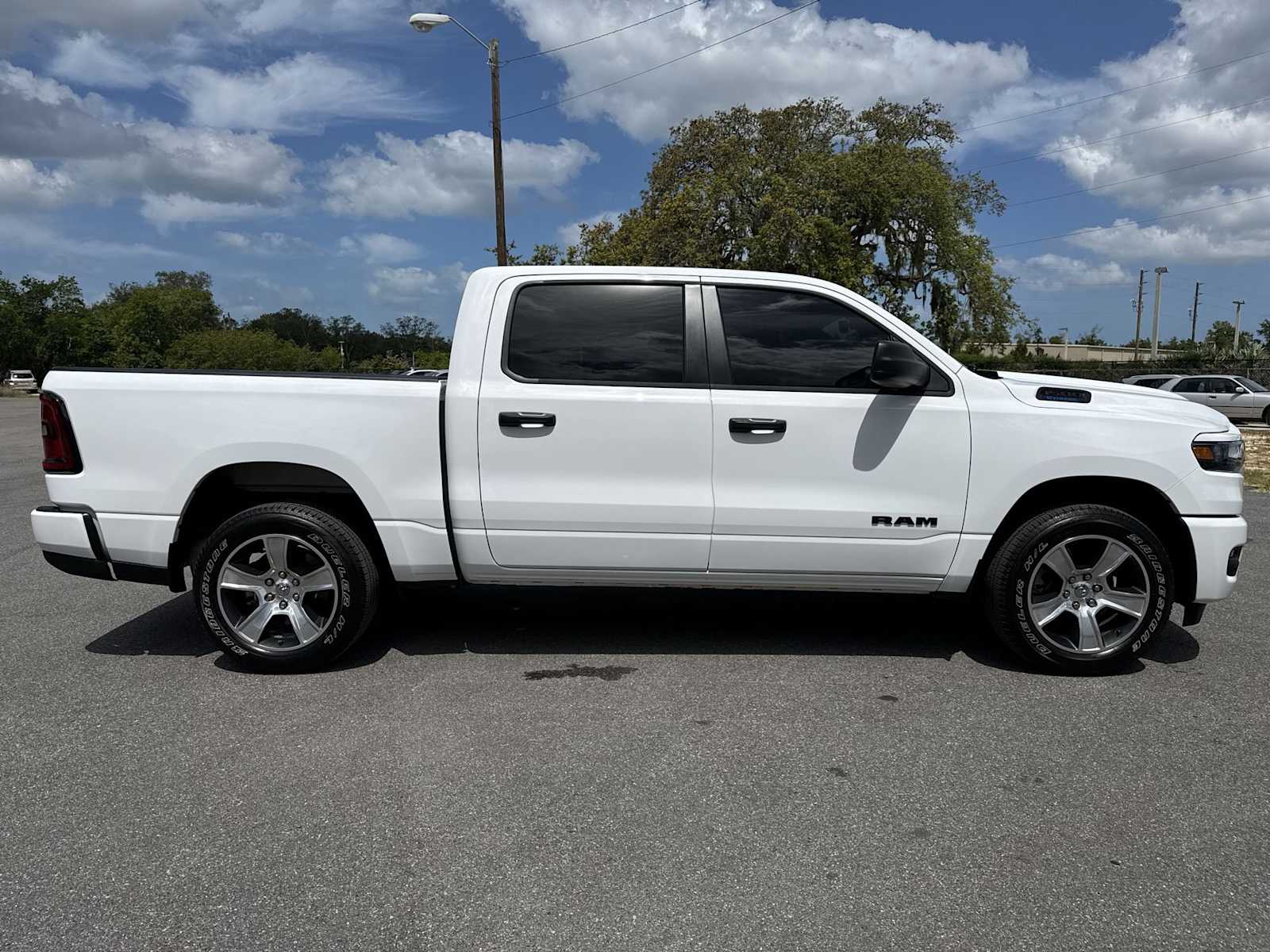 Thumbnail: 2025 RAM 1500 - 7