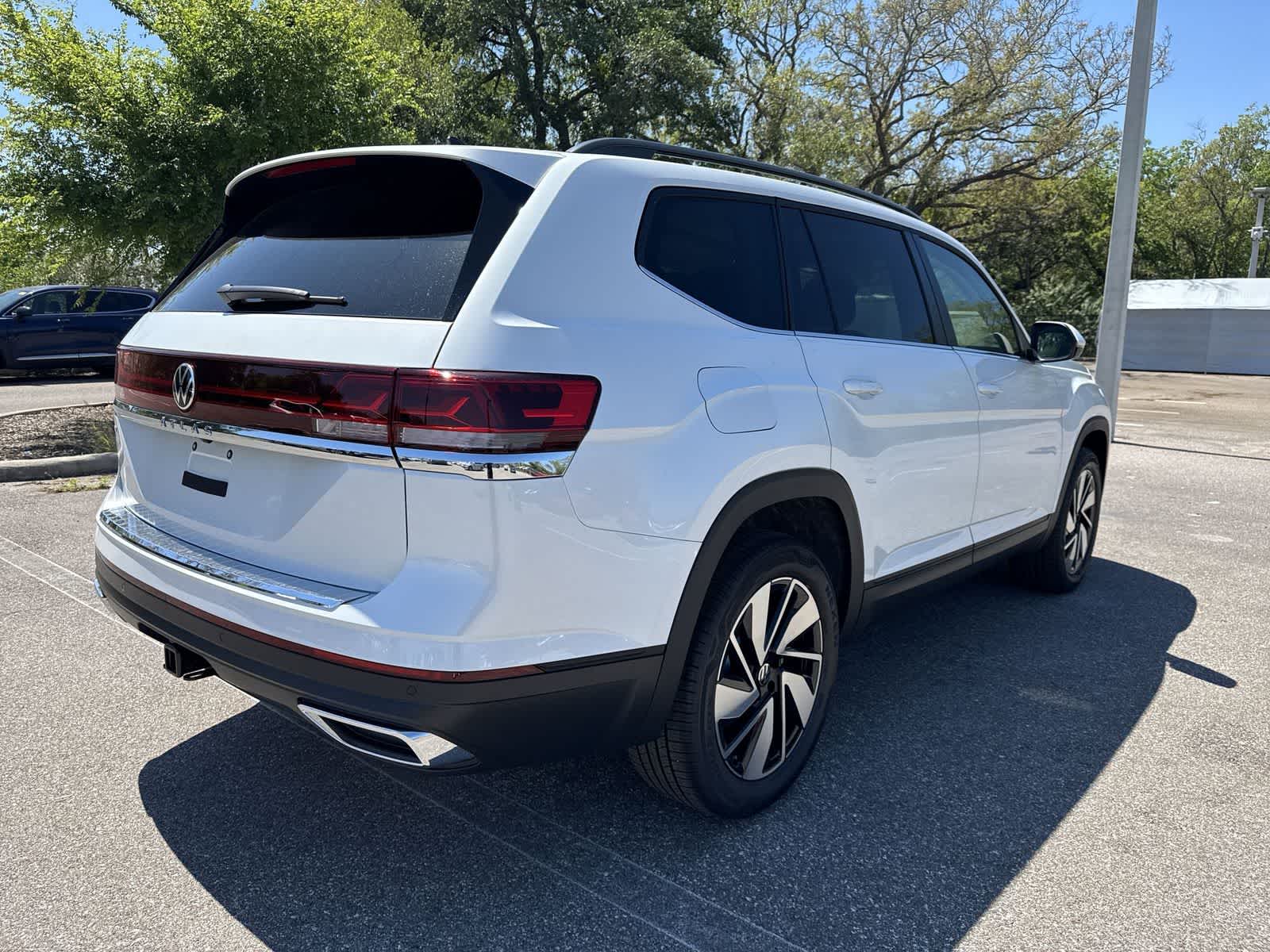 Thumbnail: 2026 Volkswagen Atlas - 5