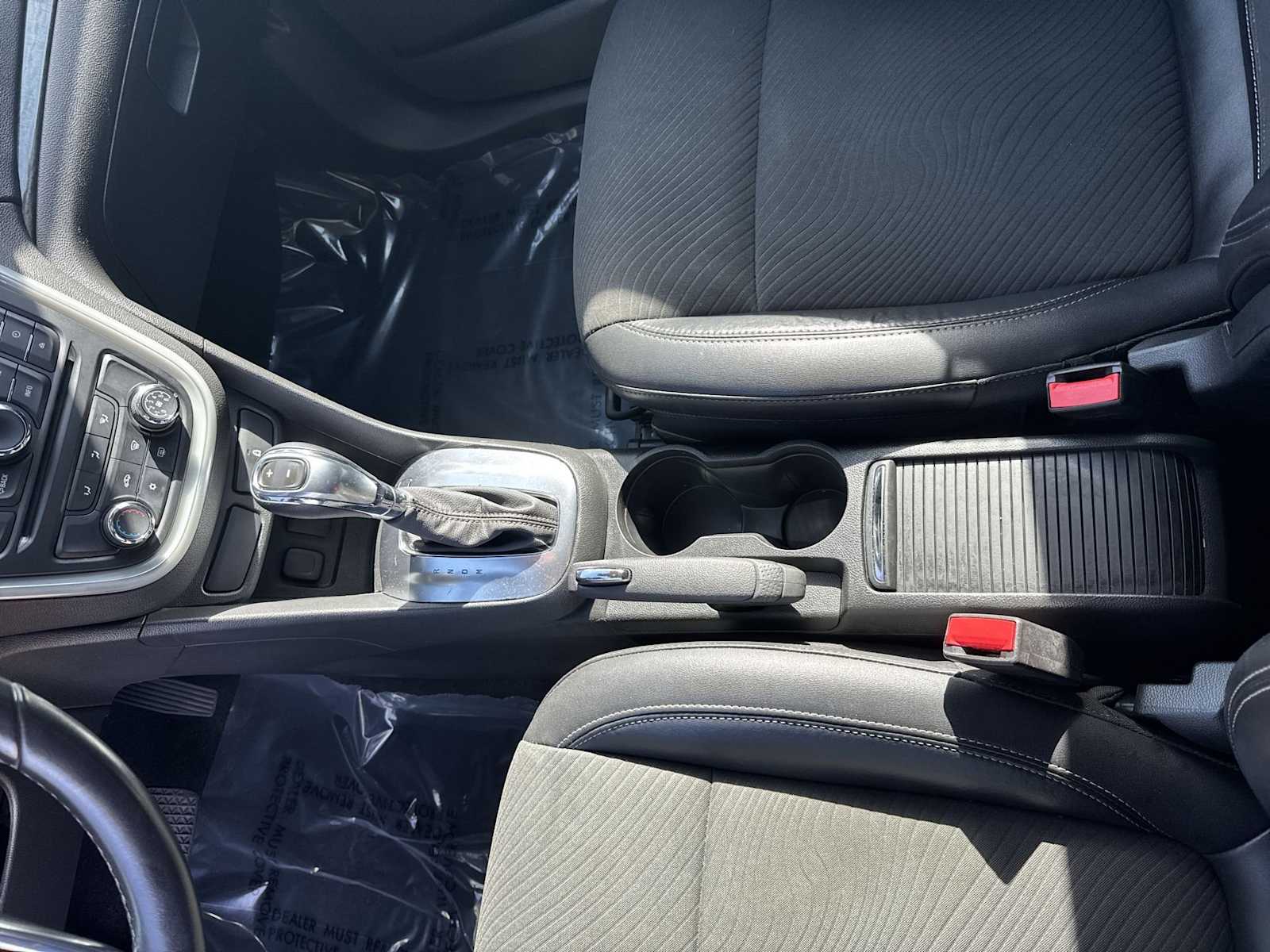 Thumbnail: 2014 Buick Encore - 21