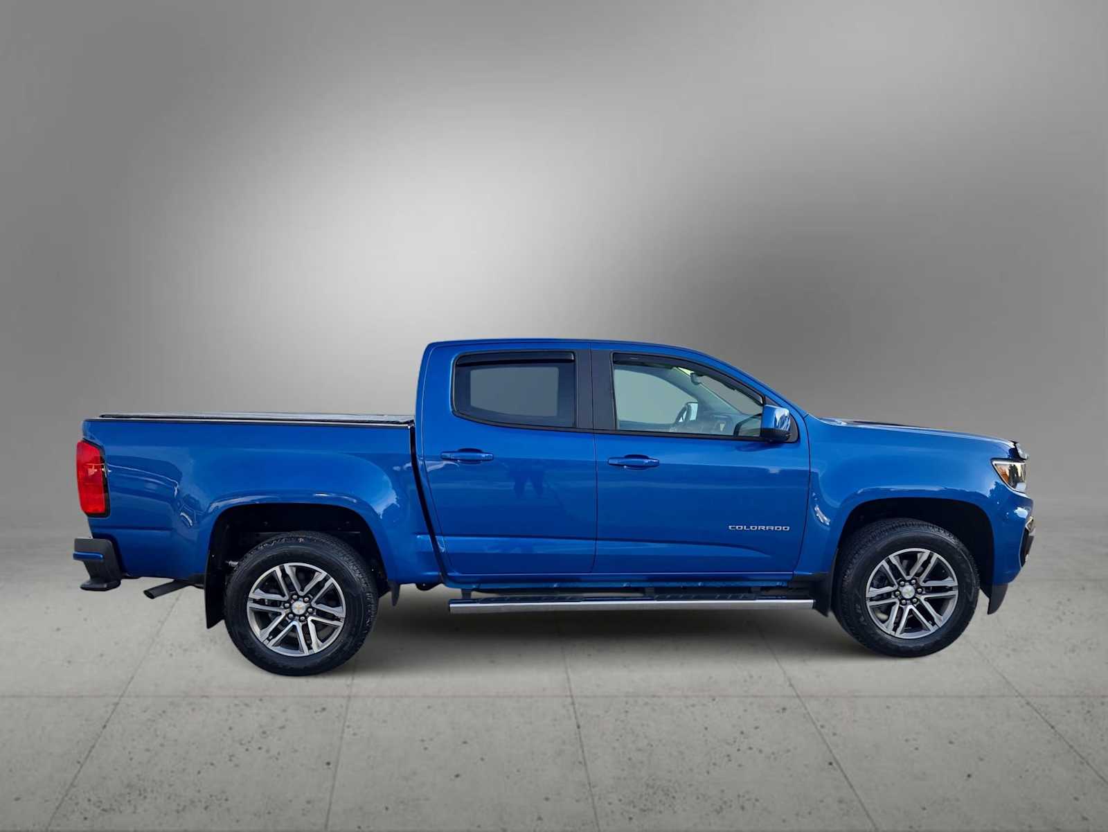Thumbnail: 2022 Chevrolet Colorado - 9