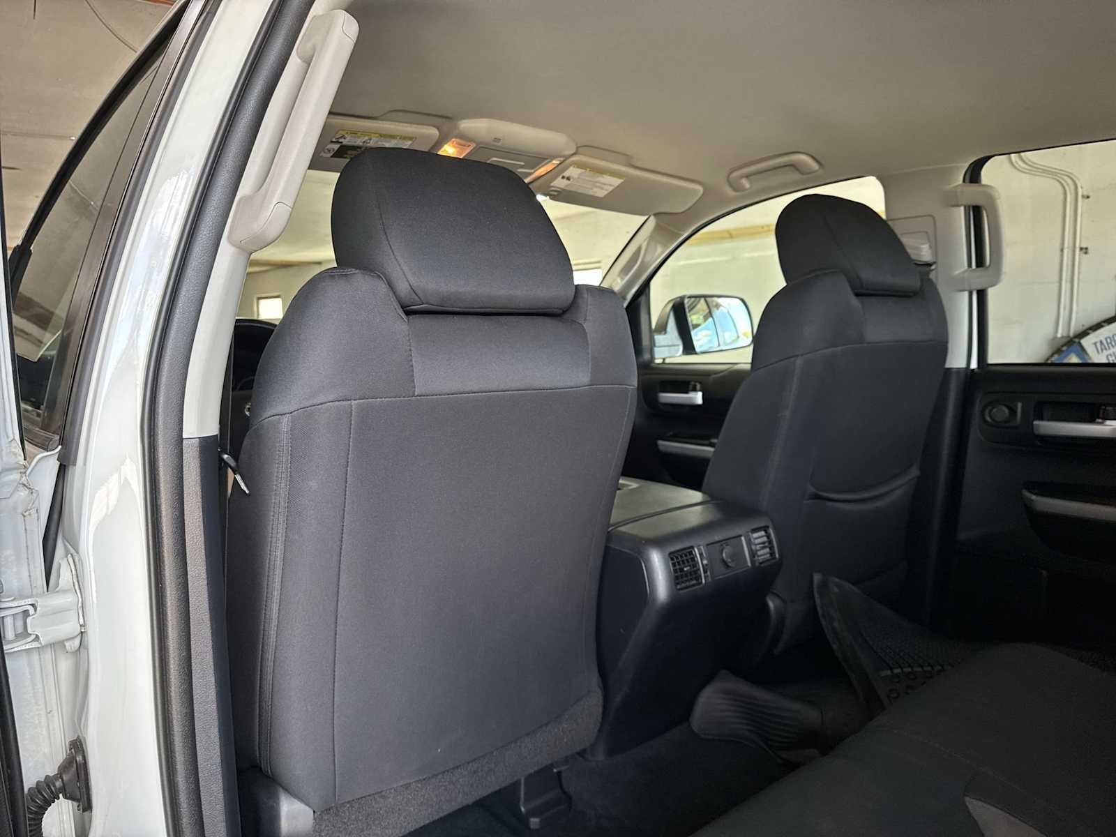 Thumbnail: 2020 Toyota Tundra - 18