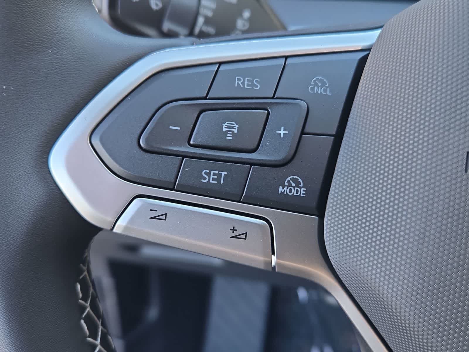 Thumbnail: 2026 Volkswagen Tiguan - 31