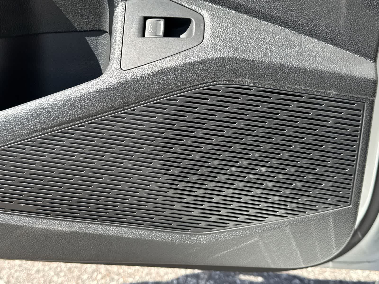 Thumbnail: 2026 Volkswagen Jetta - 28