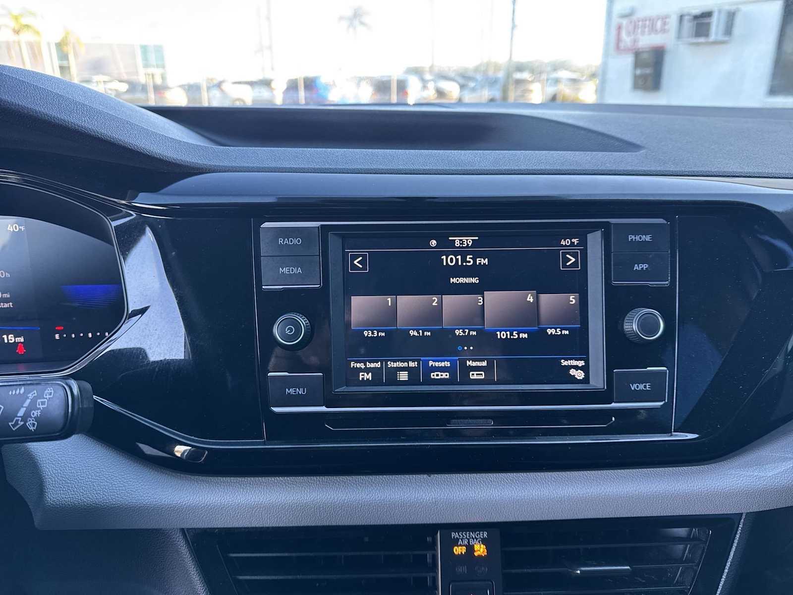 Thumbnail: 2023 Volkswagen Taos - 33