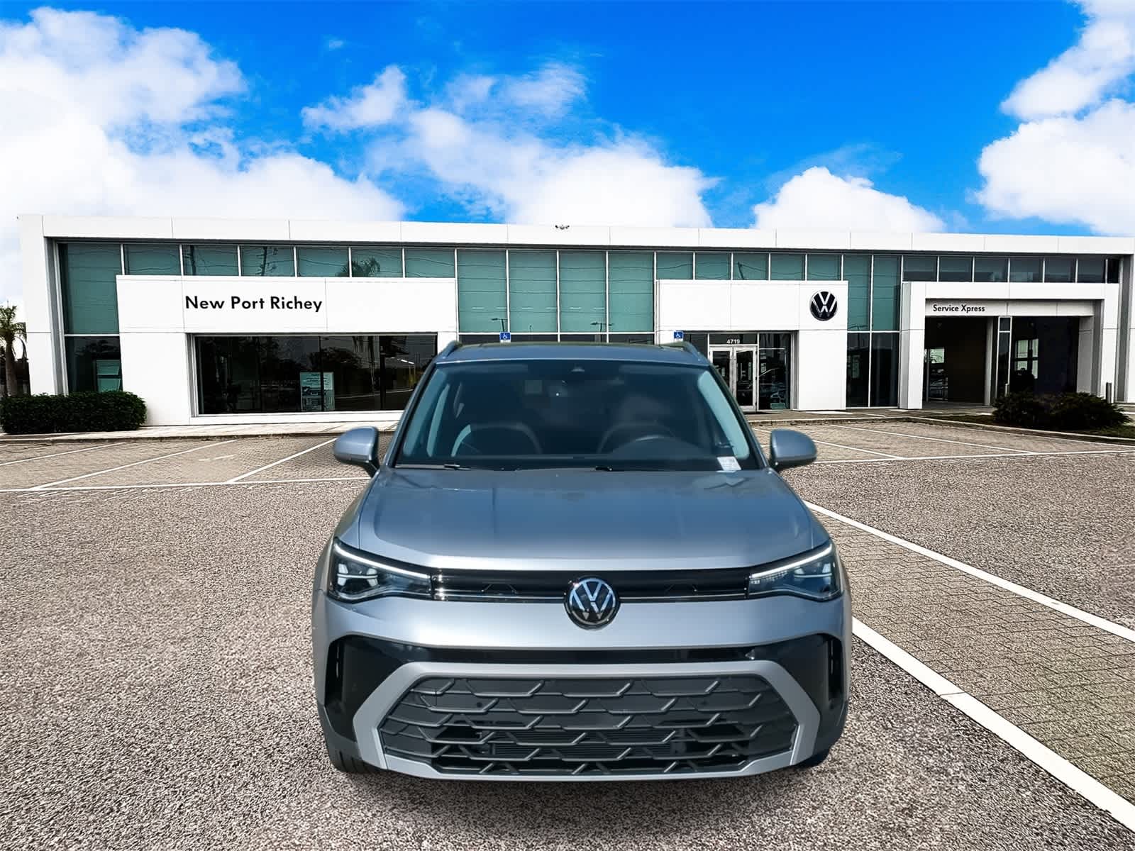 Thumbnail: 2025 Volkswagen Taos - 3