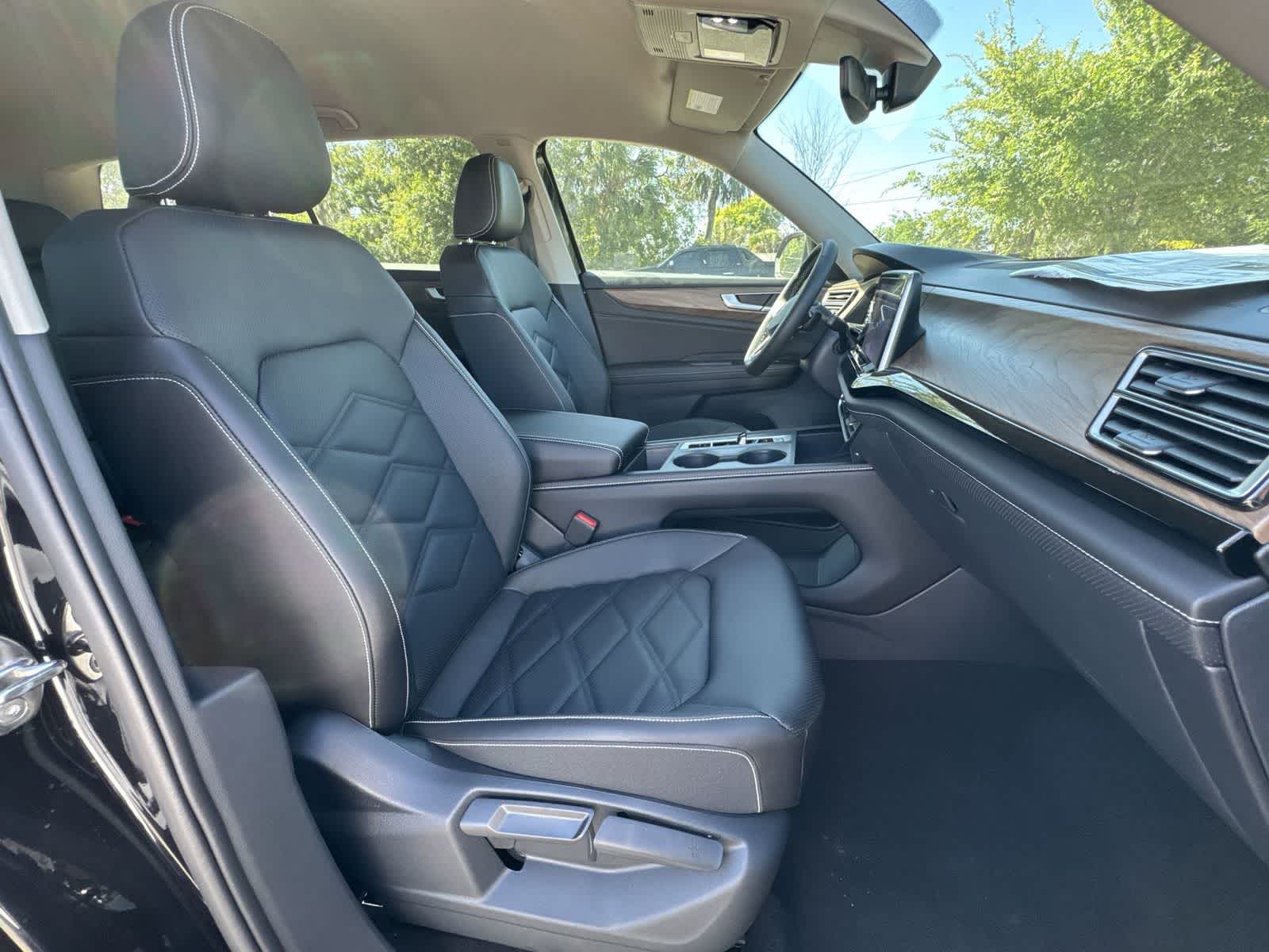 Thumbnail: 2026 Volkswagen Atlas - 19