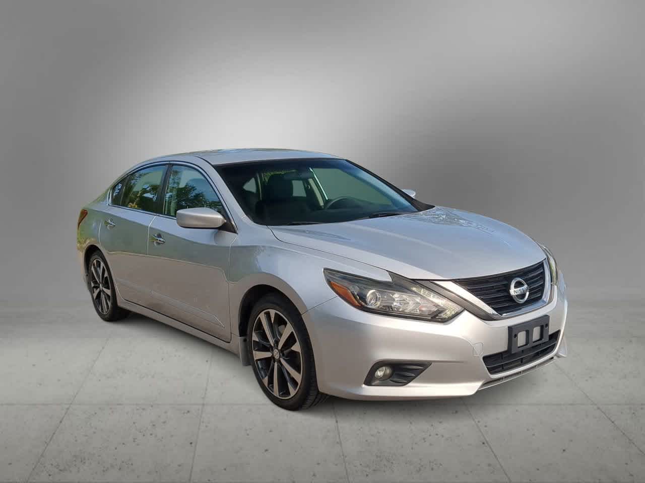 Thumbnail: 2017 Nissan Altima - 2