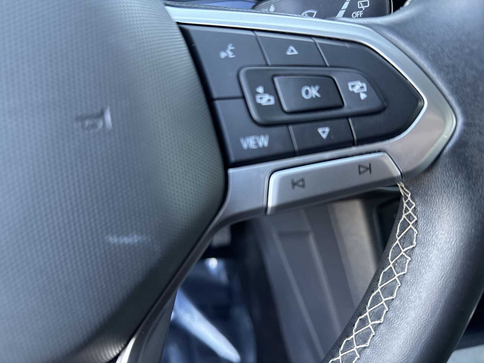 Thumbnail: 2022 Volkswagen Taos - 23