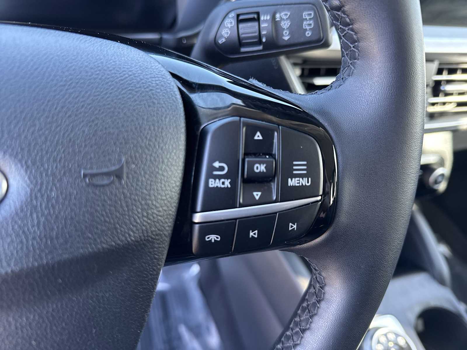 Thumbnail: 2023 Ford Escape - 24