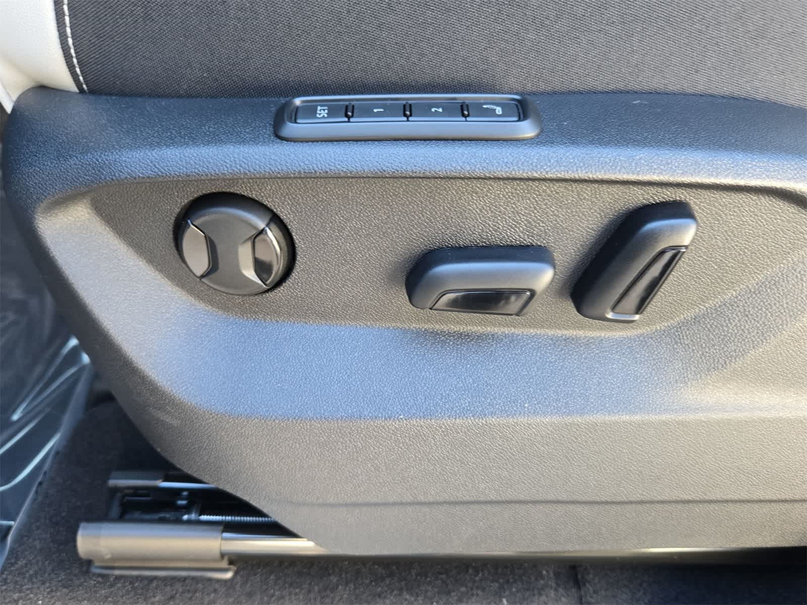 Thumbnail: 2026 Volkswagen Atlas - 25