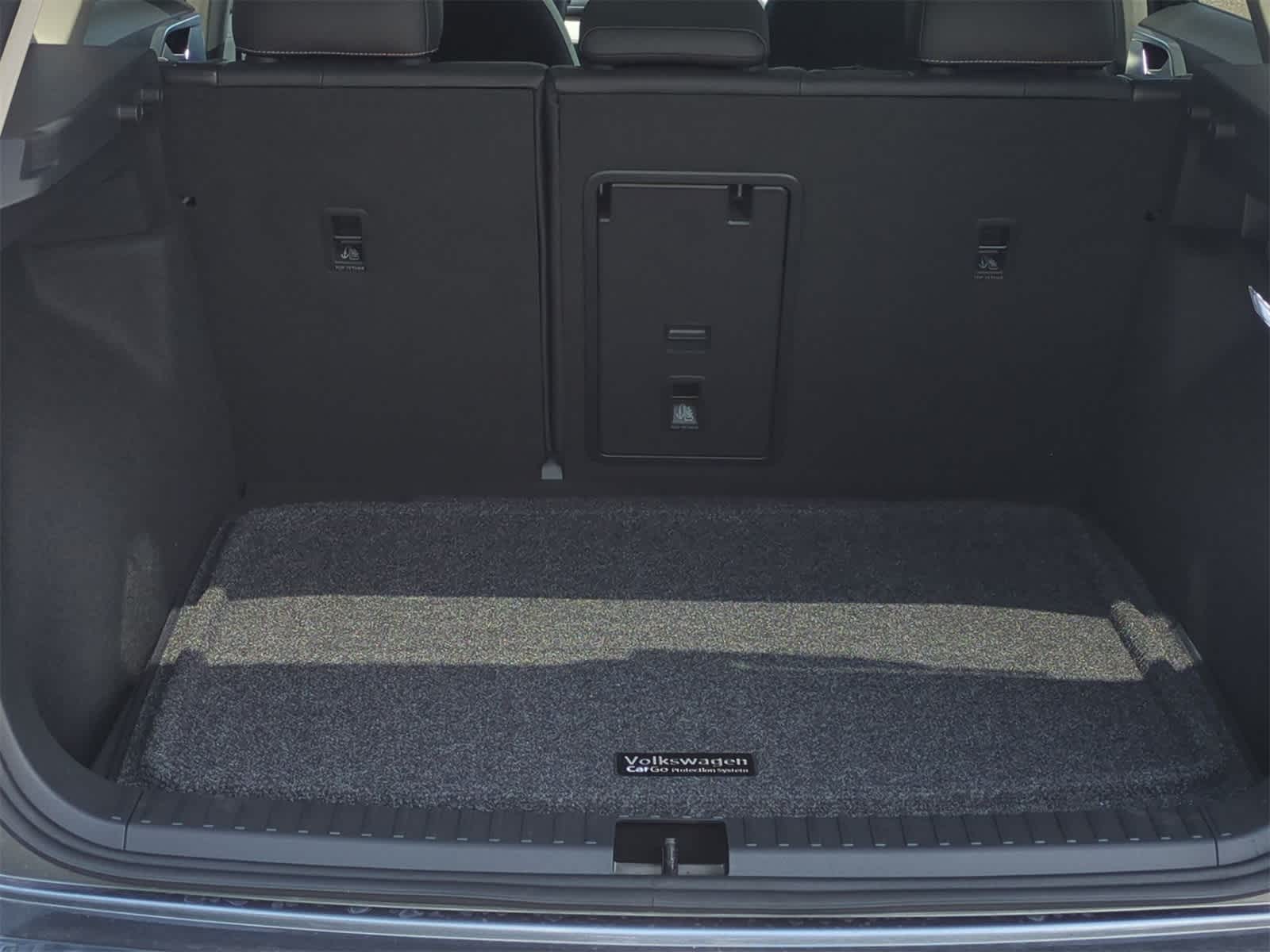 Thumbnail: 2025 Volkswagen Taos - 37