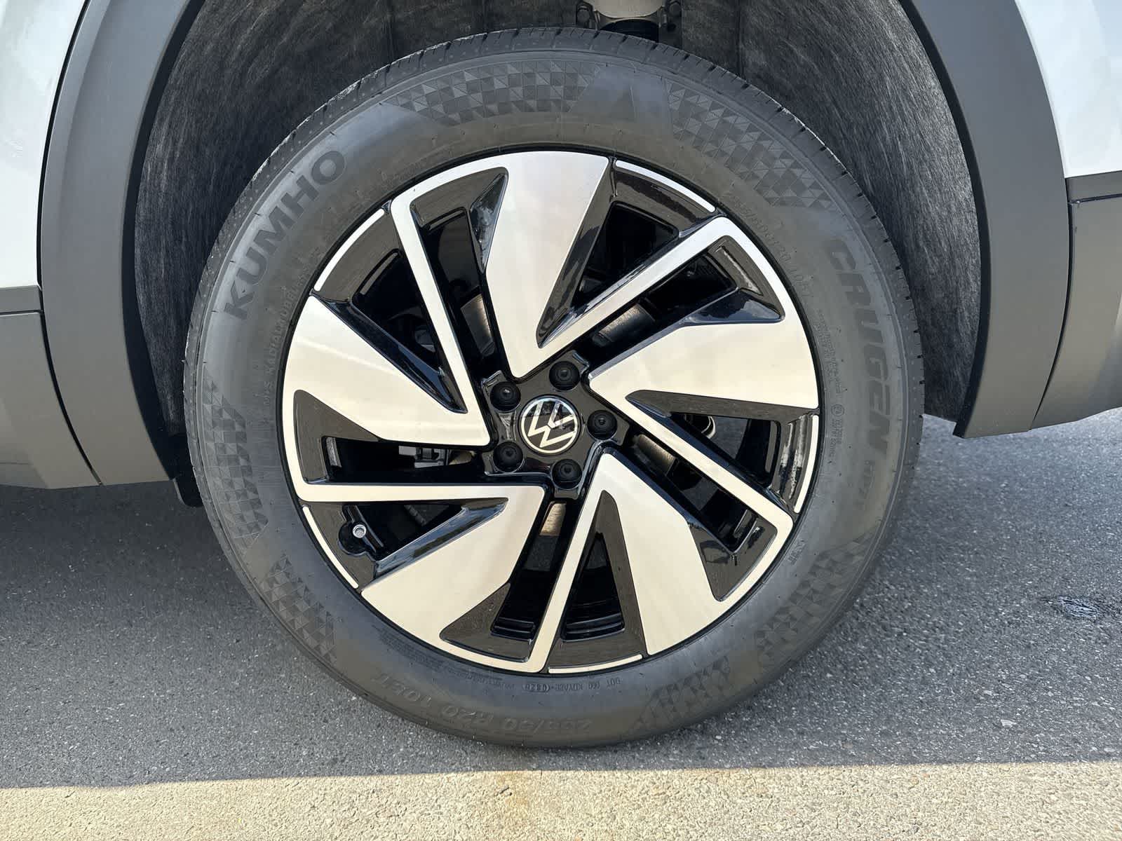 Thumbnail: 2026 Volkswagen Atlas - 12