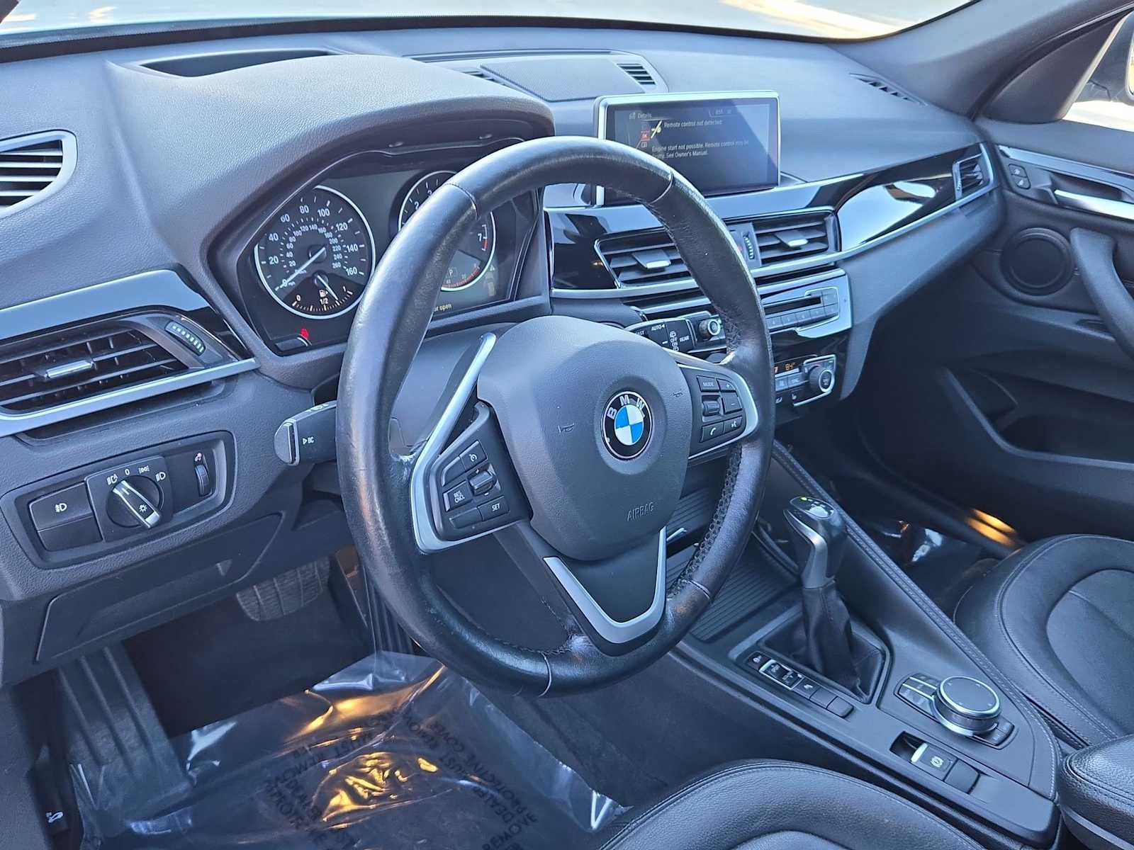 Thumbnail: 2017 BMW X1 - 10