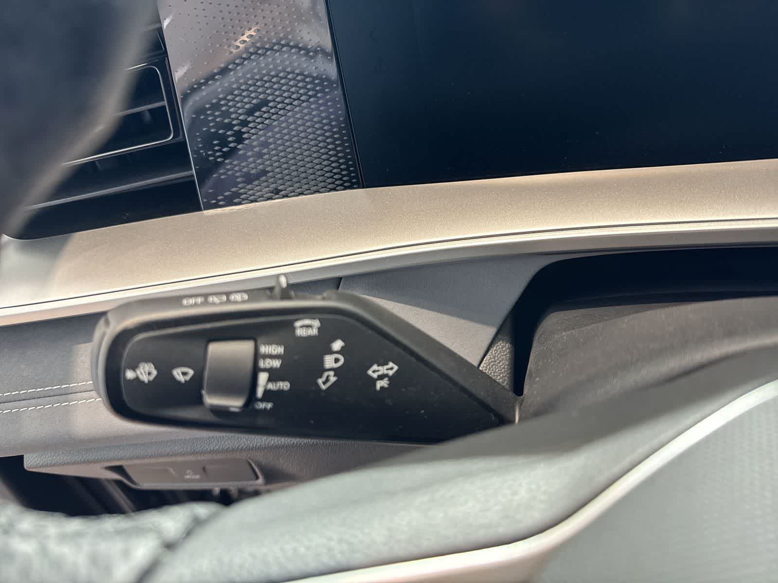 Thumbnail: 2026 Volkswagen Tiguan - 24