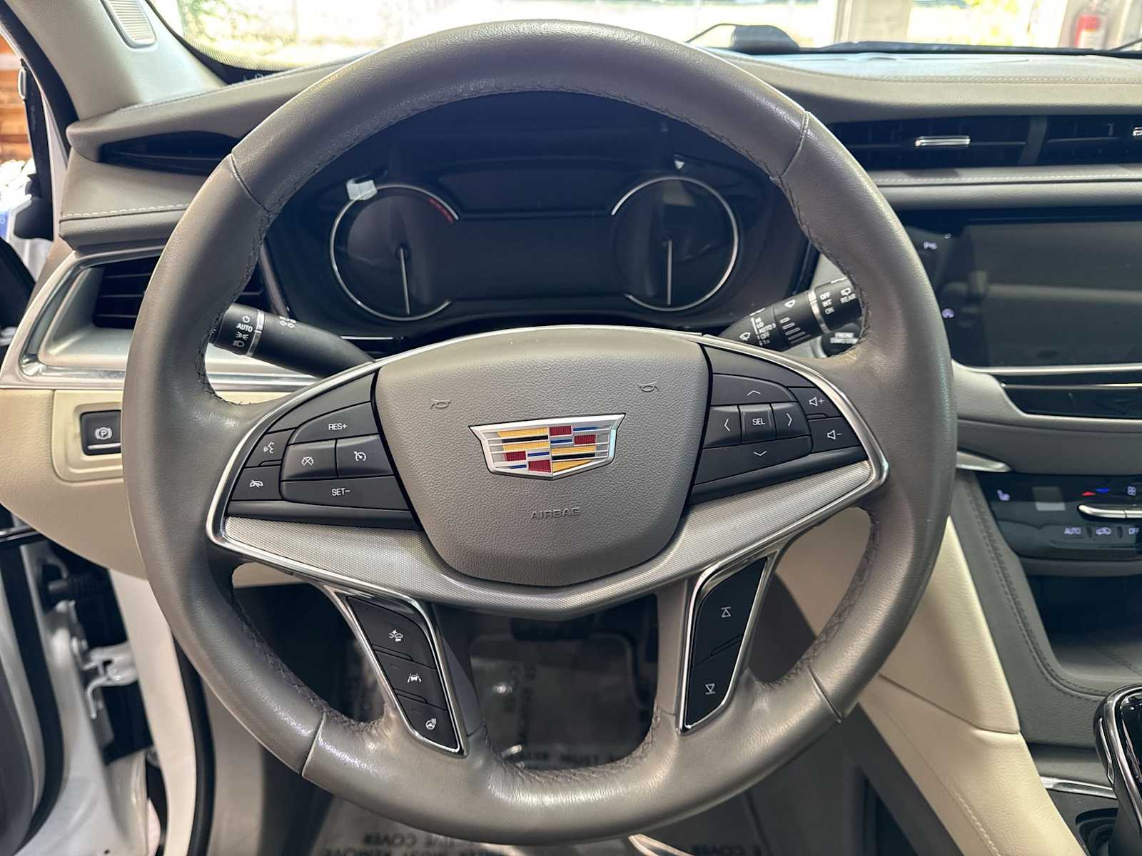 Thumbnail: 2021 Cadillac XT5 - 22