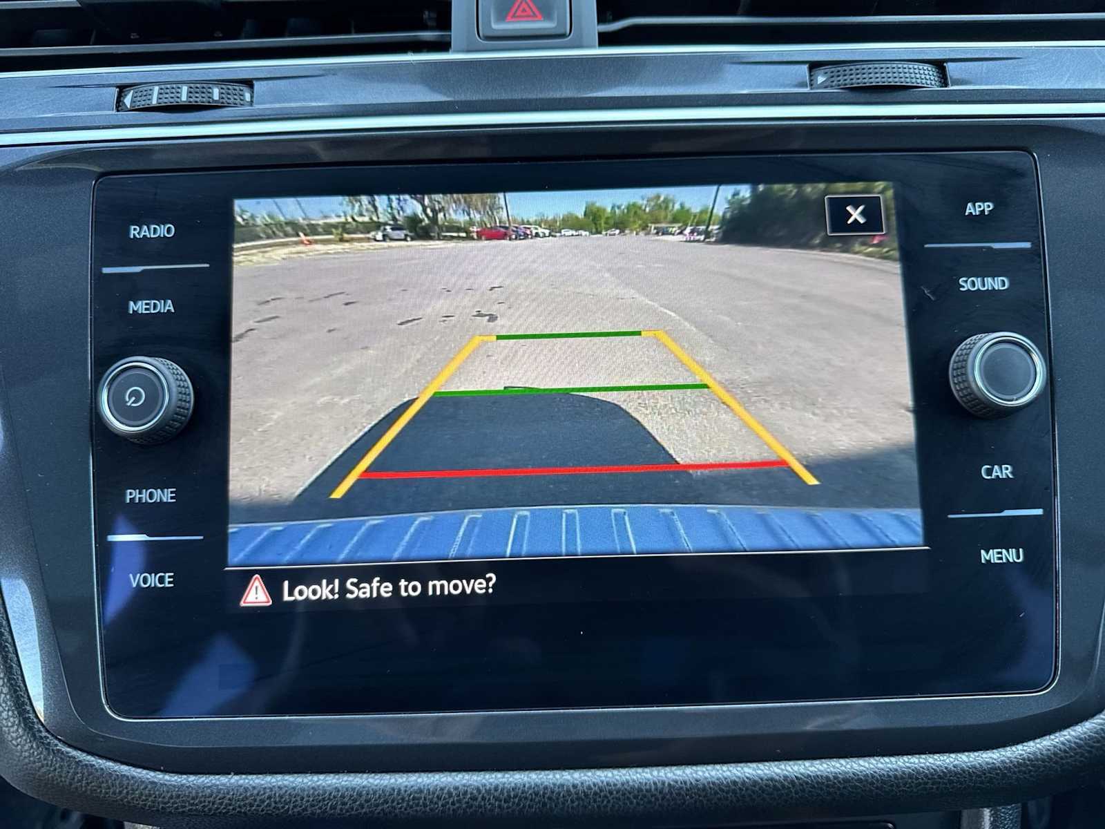 Thumbnail: 2023 Volkswagen Tiguan - 34