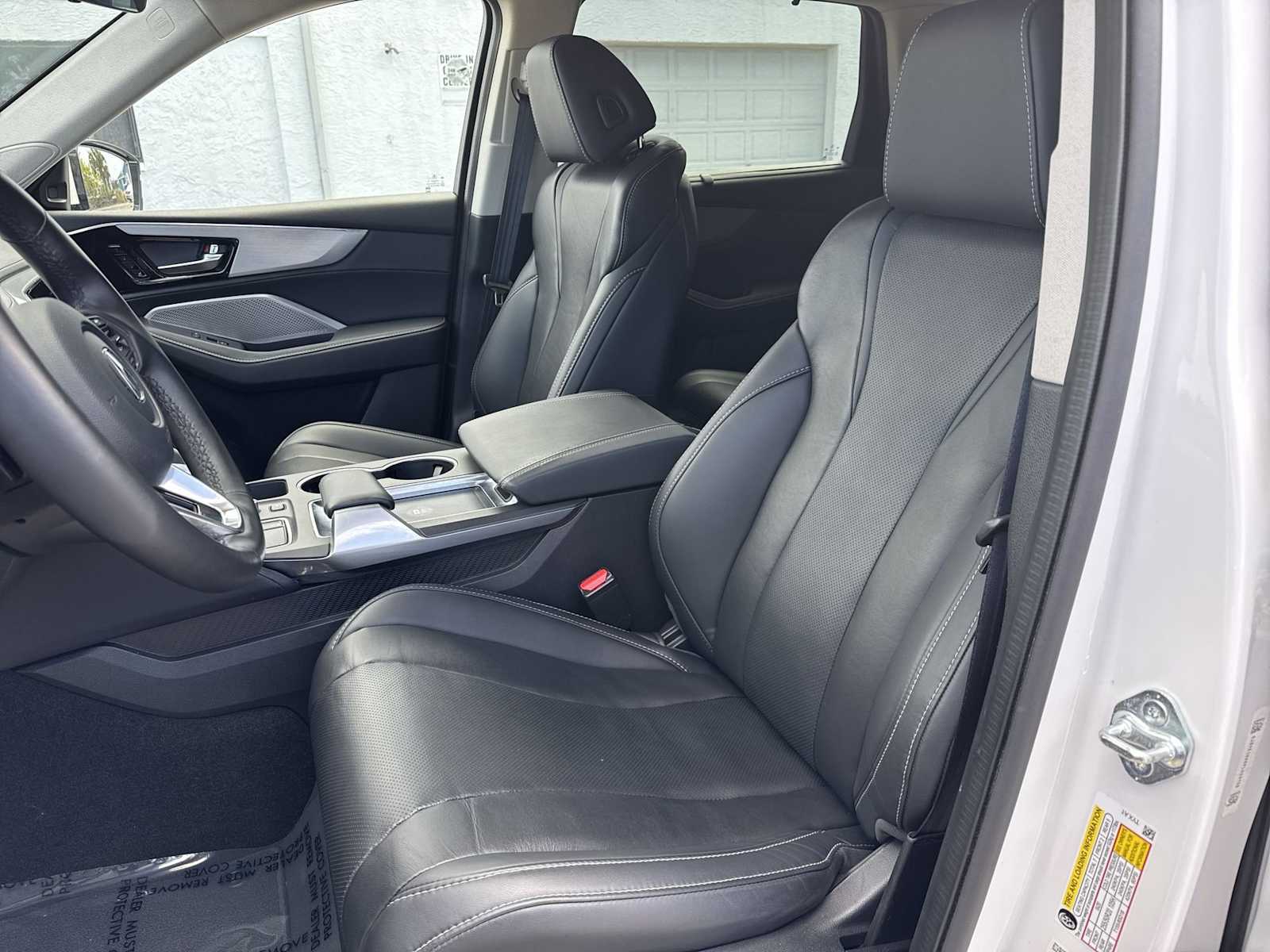 Thumbnail: 2023 Acura MDX - 15